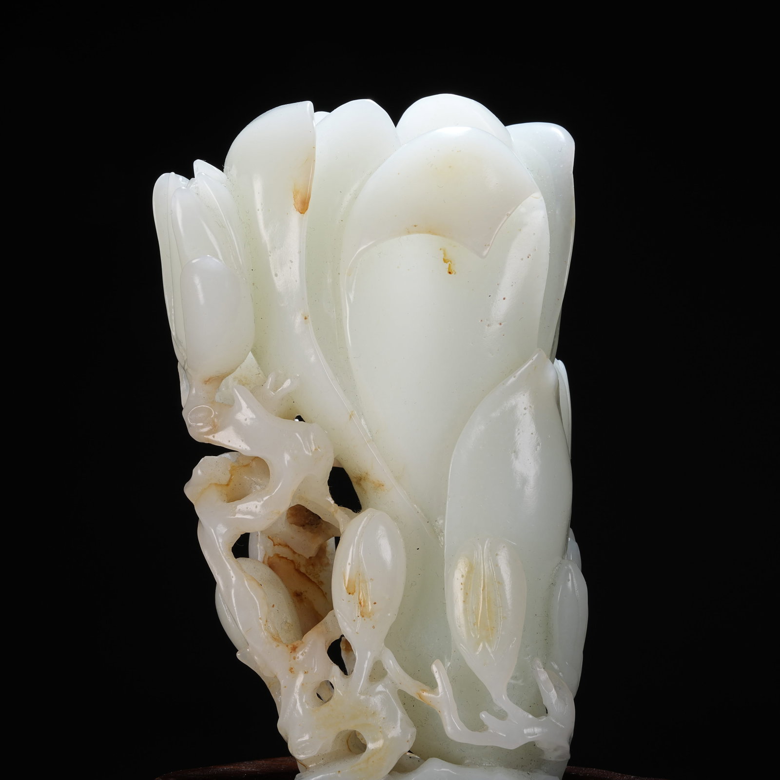 A HETIAN JADE FLOWER-FORM VASE INSERT - 7