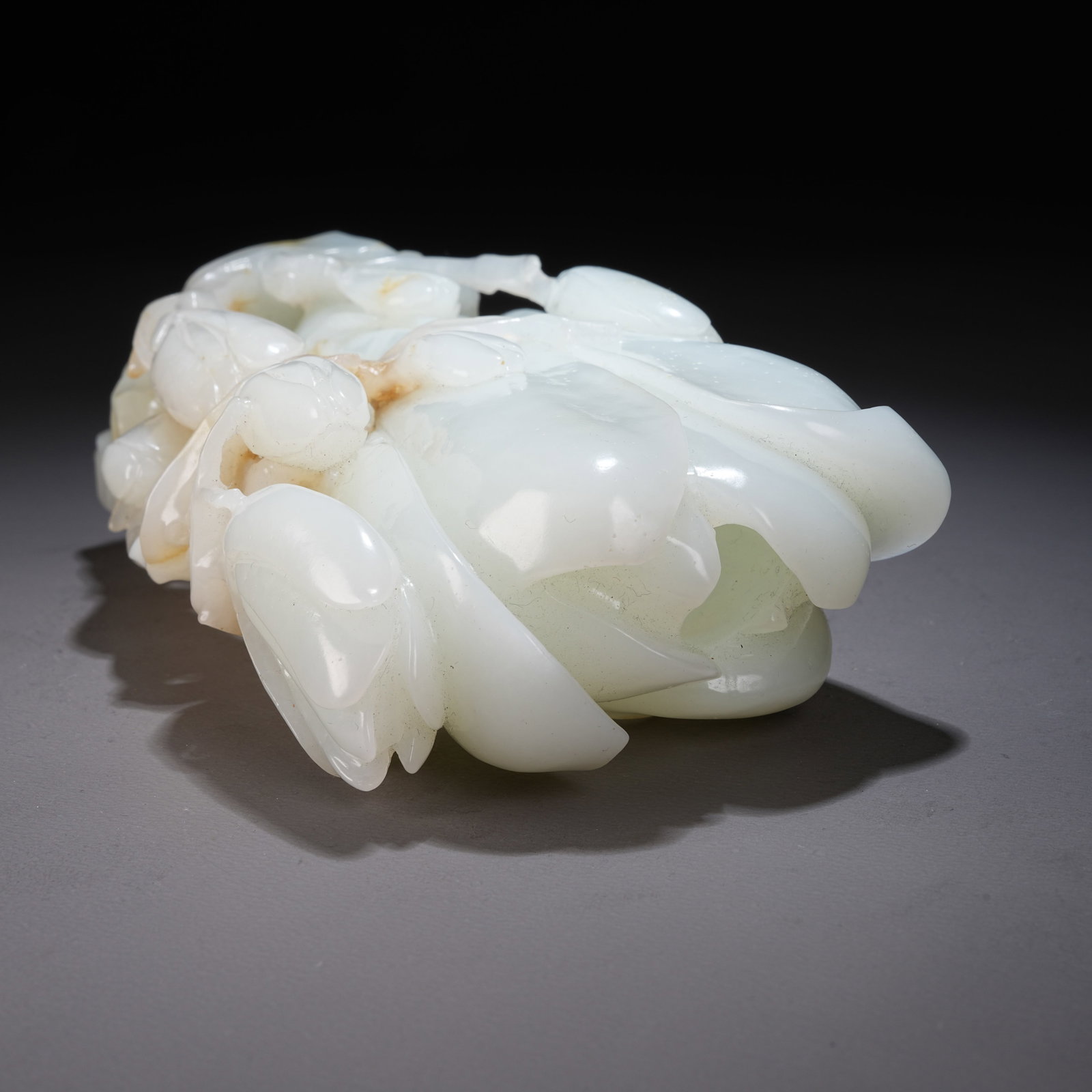 A HETIAN JADE FLOWER-FORM VASE INSERT - 8