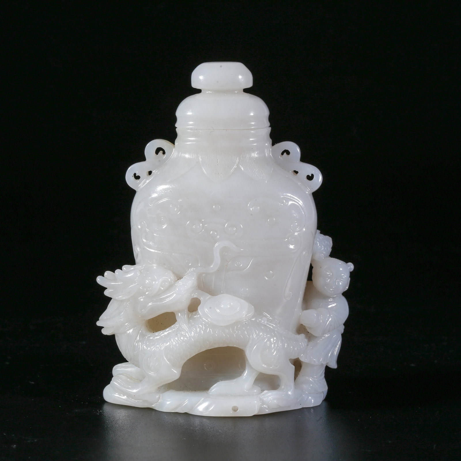 A HETIAN JADE CARVING OF BEAST-FACE PATTERN COVERED VASE (1 of 11)