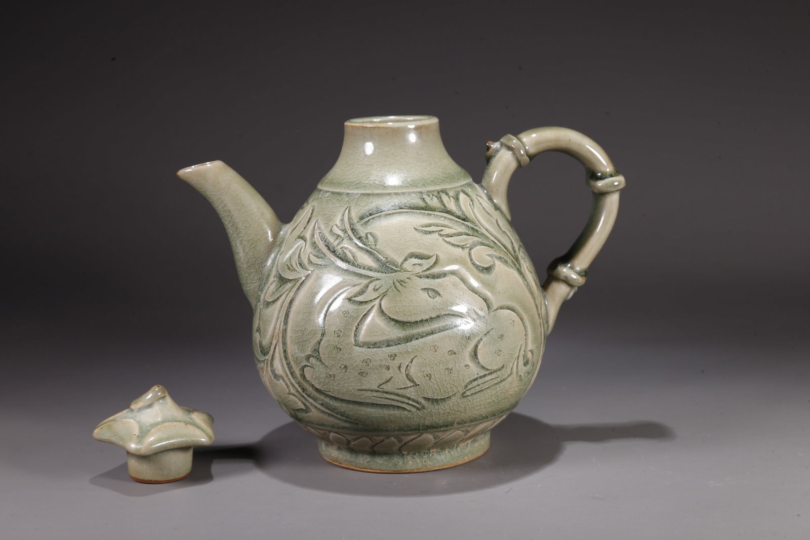 A YAOZHOU WARE EWER - 6