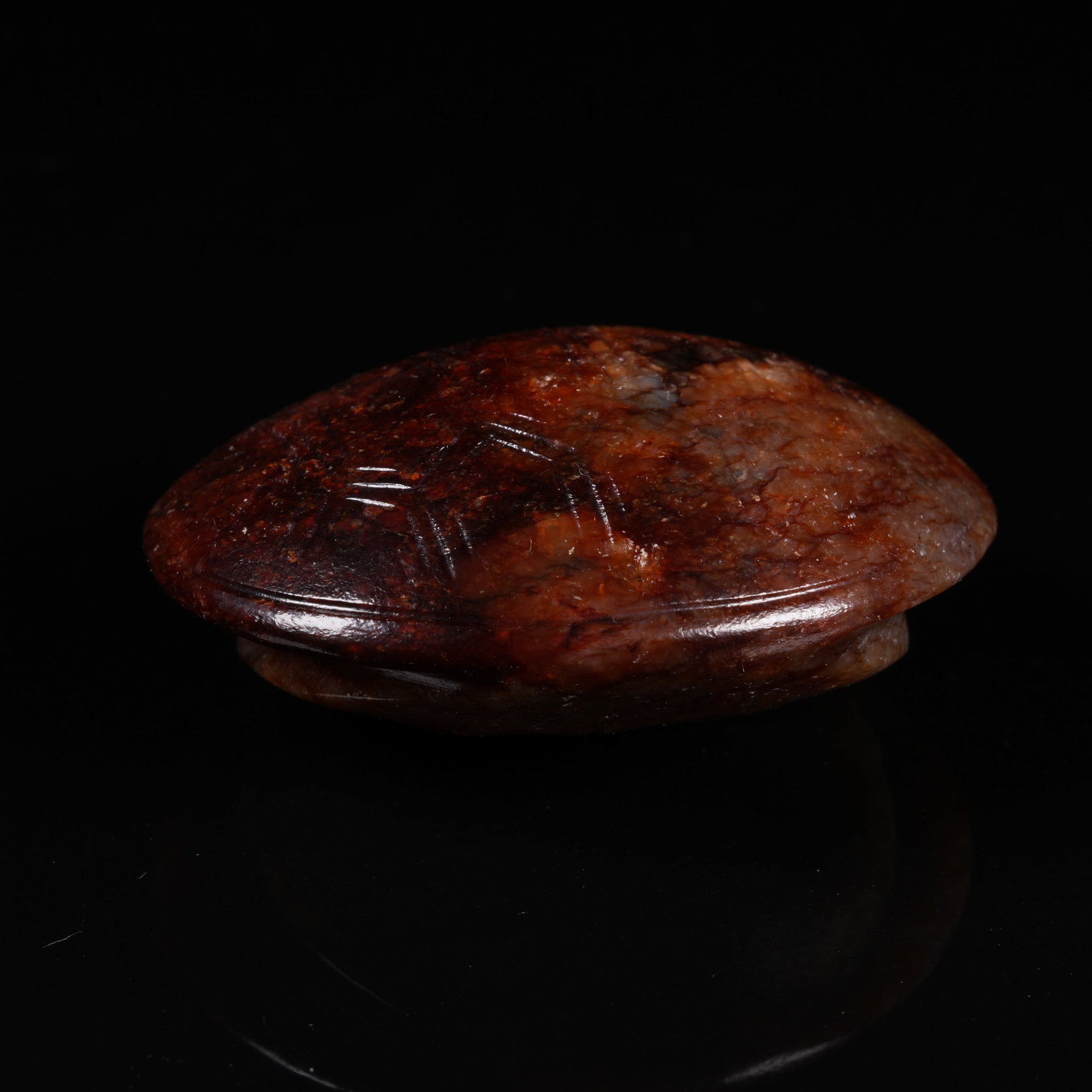 A ANCIENT JADE TURTLE SHELL PENDANT - 3