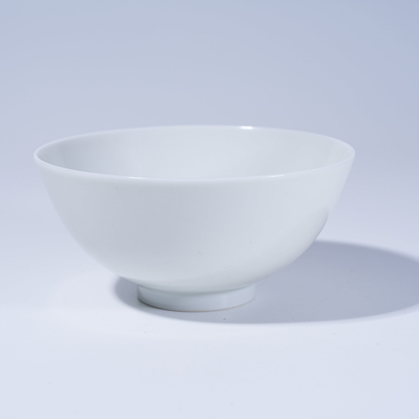 A WHITE GLAZE CUP - 4