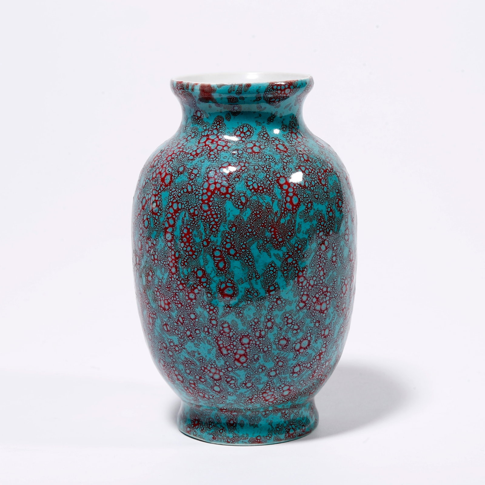 A JUN GLAZED APPRECIATION VASE (1 of 9)