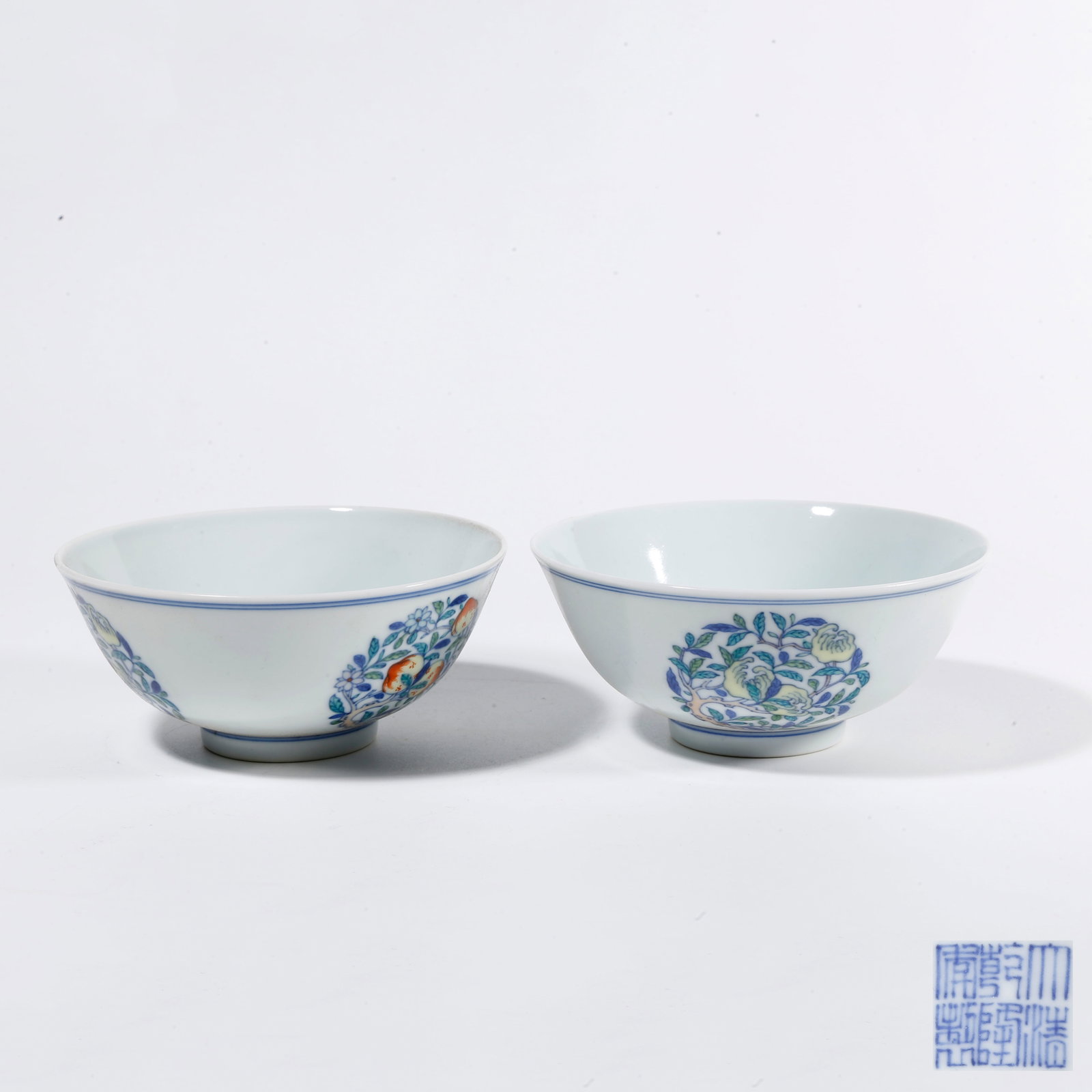 A PAIR OF DOUCAI BOWLS WITH FORTUNE, LONGEVITY AND BLESSING PATTERN (1 of 9)