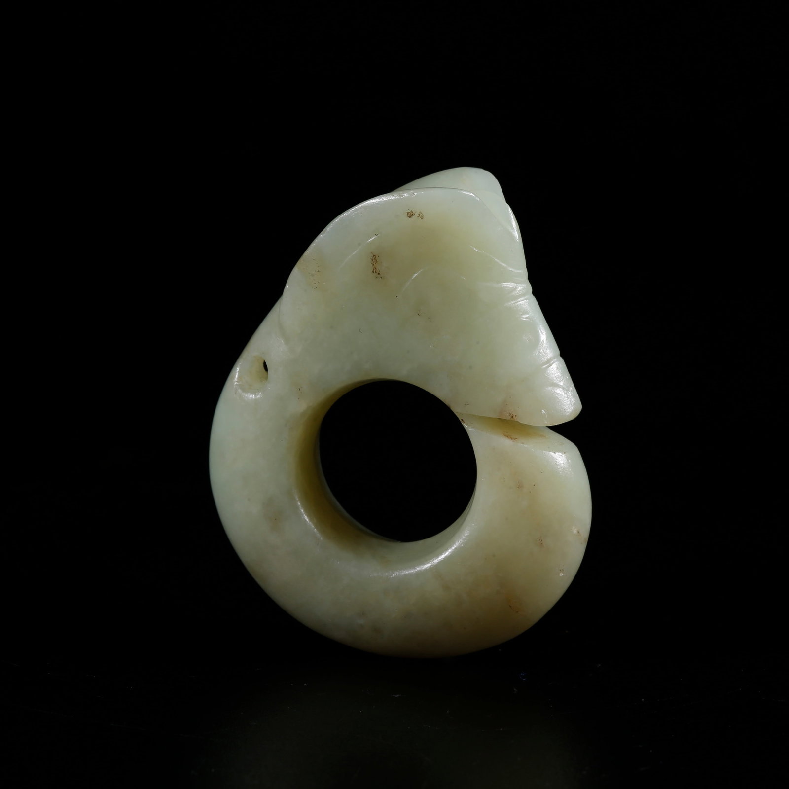 A ANCIENT JADE CARVED PIG DRAGON (1 of 9)