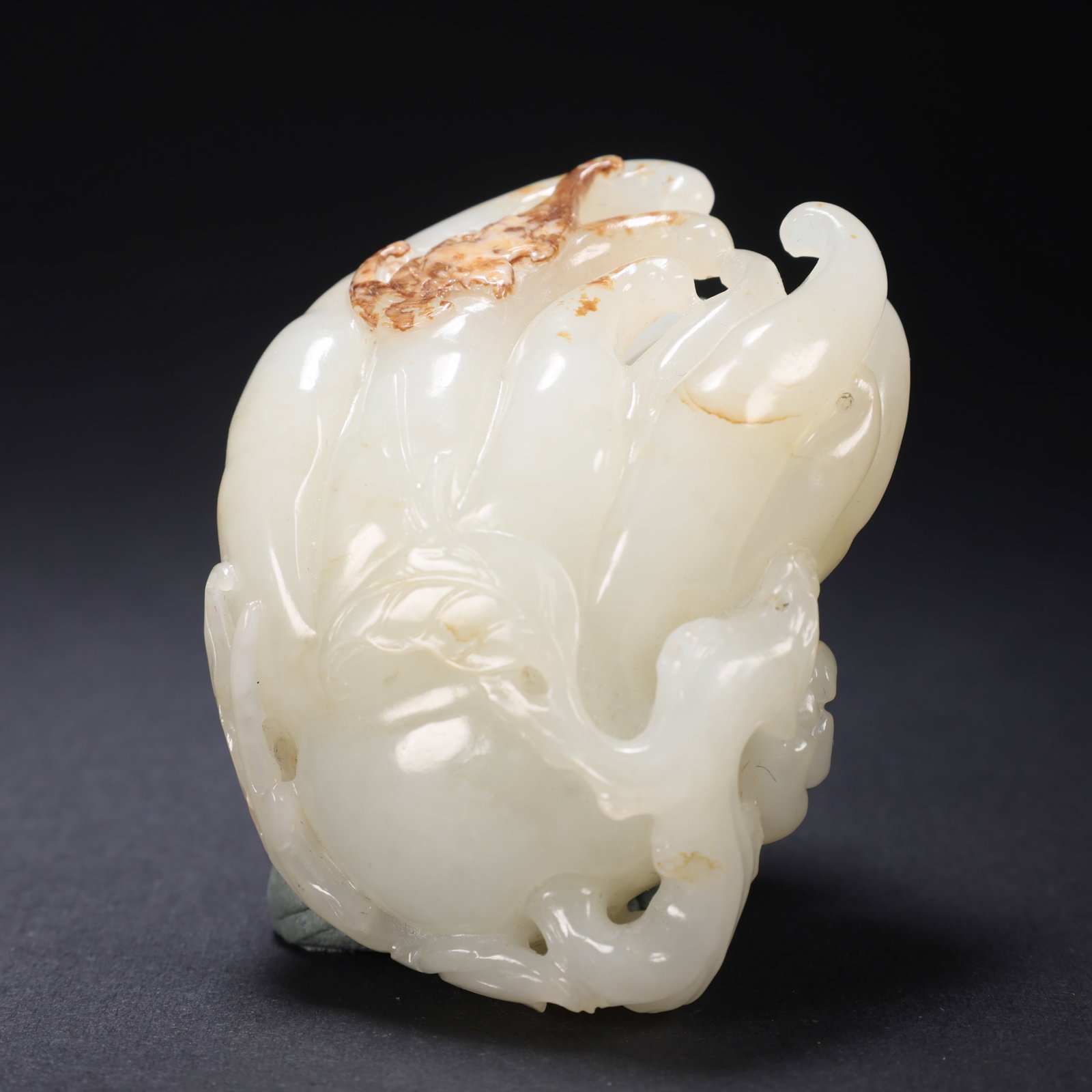 A HETIAN JADE BUDDHA’S HAND - 7