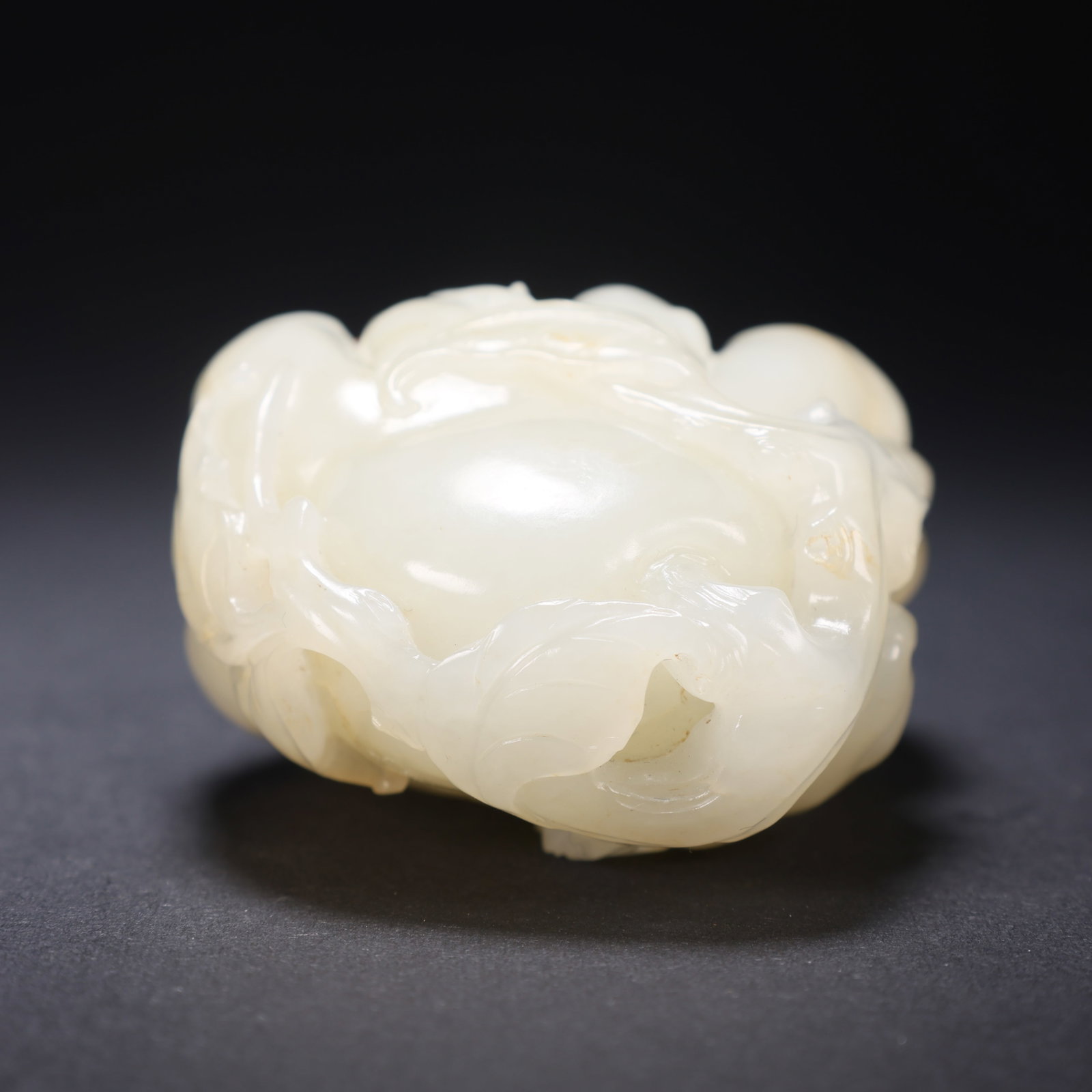 A HETIAN JADE BUDDHA’S HAND - 9
