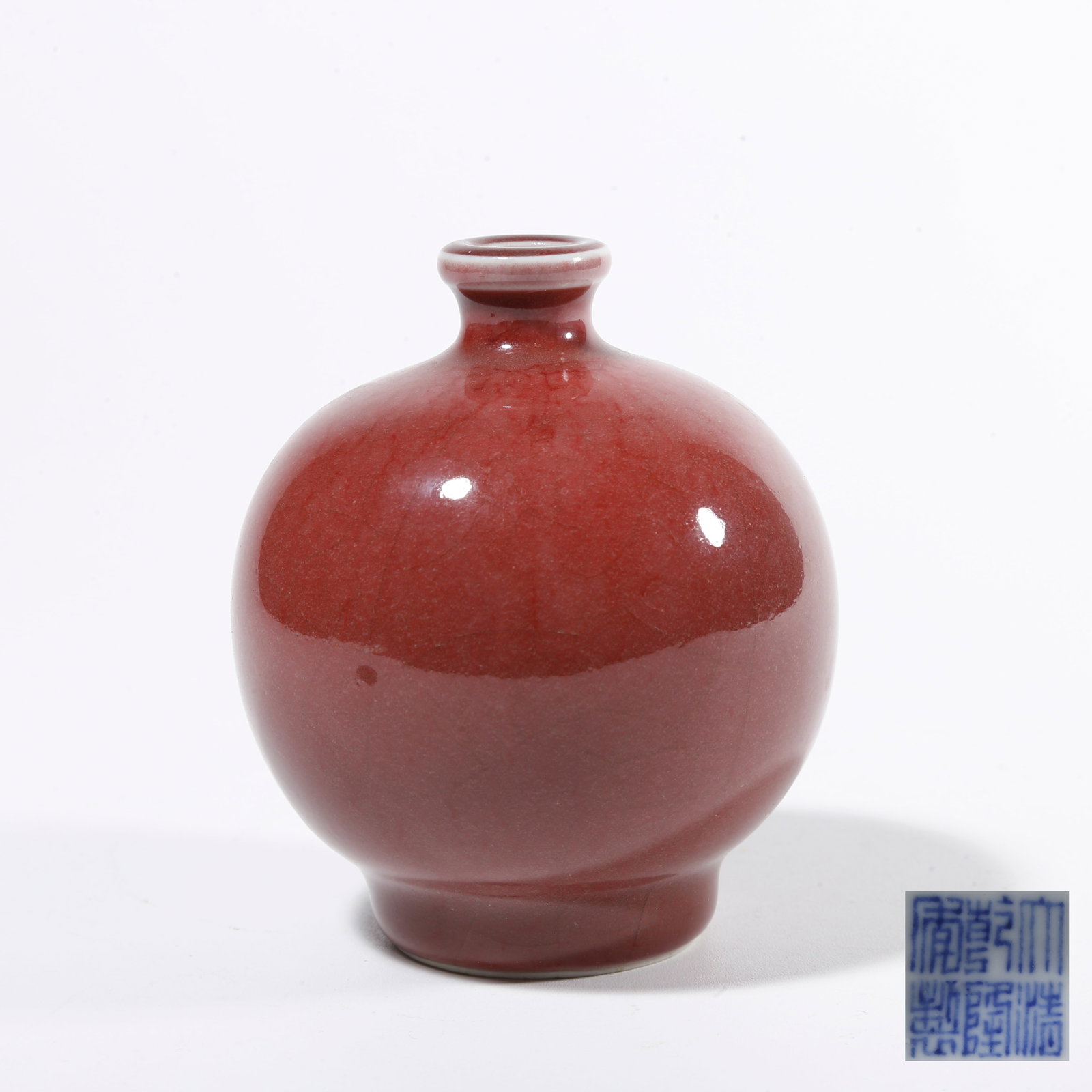 A RED GLAZED SNUFF BOTTLE - 10