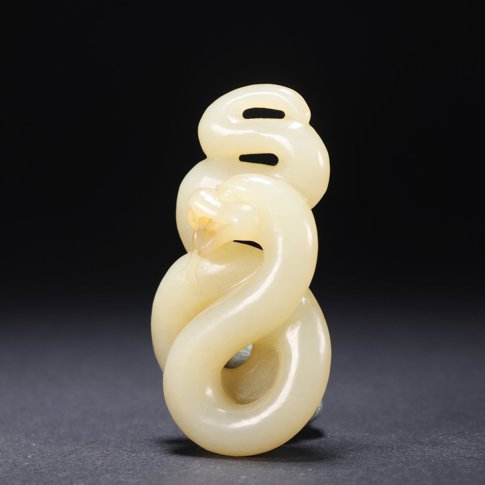 A HETIAN JADE SNAKE HANDLE - 2