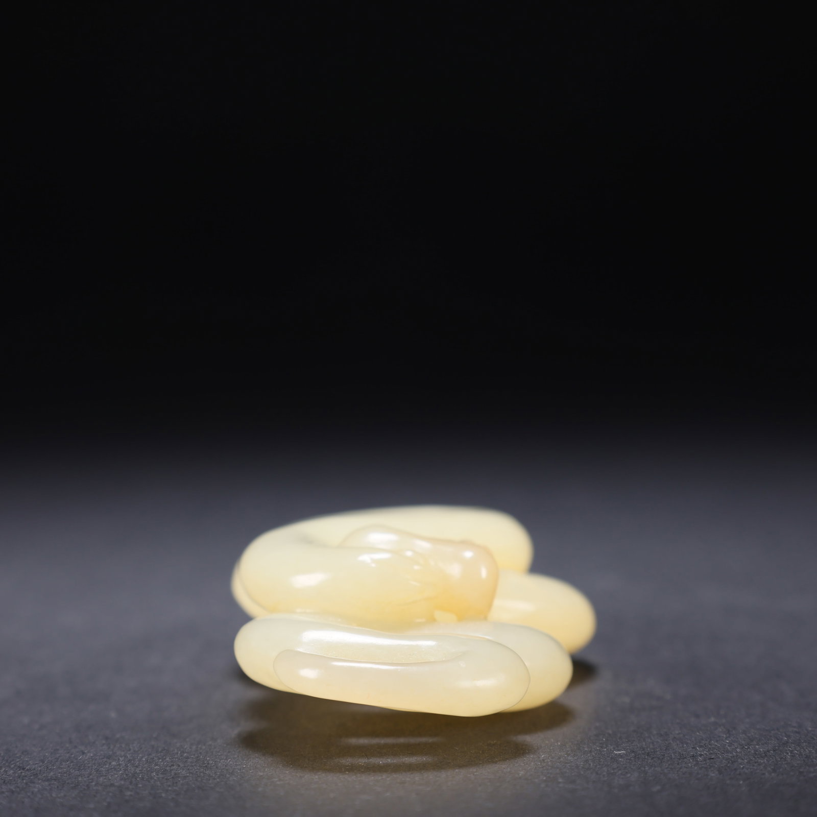 A HETIAN JADE SNAKE HANDLE - 5