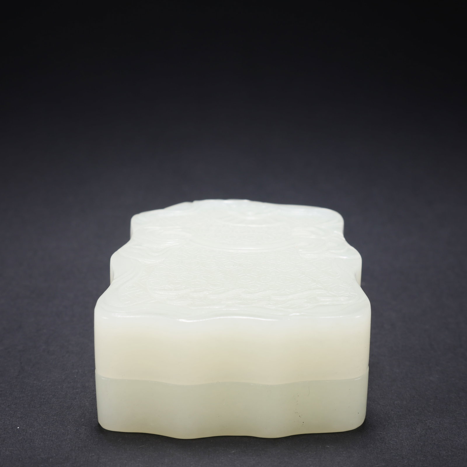 A HETIAN JADE COVERED BOX - 2
