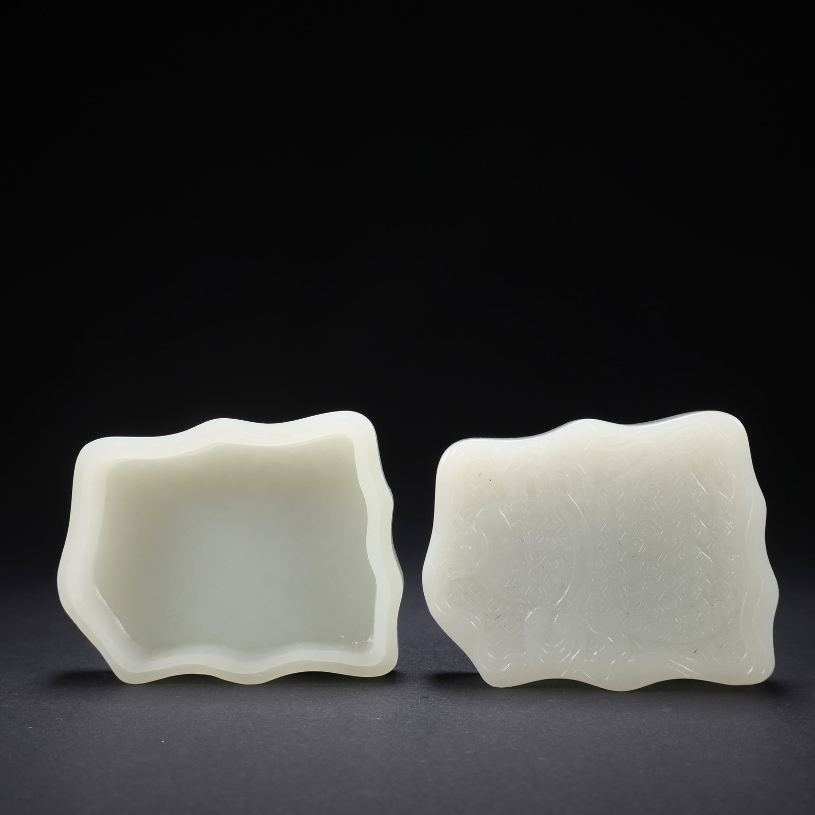 A HETIAN JADE COVERED BOX - 8
