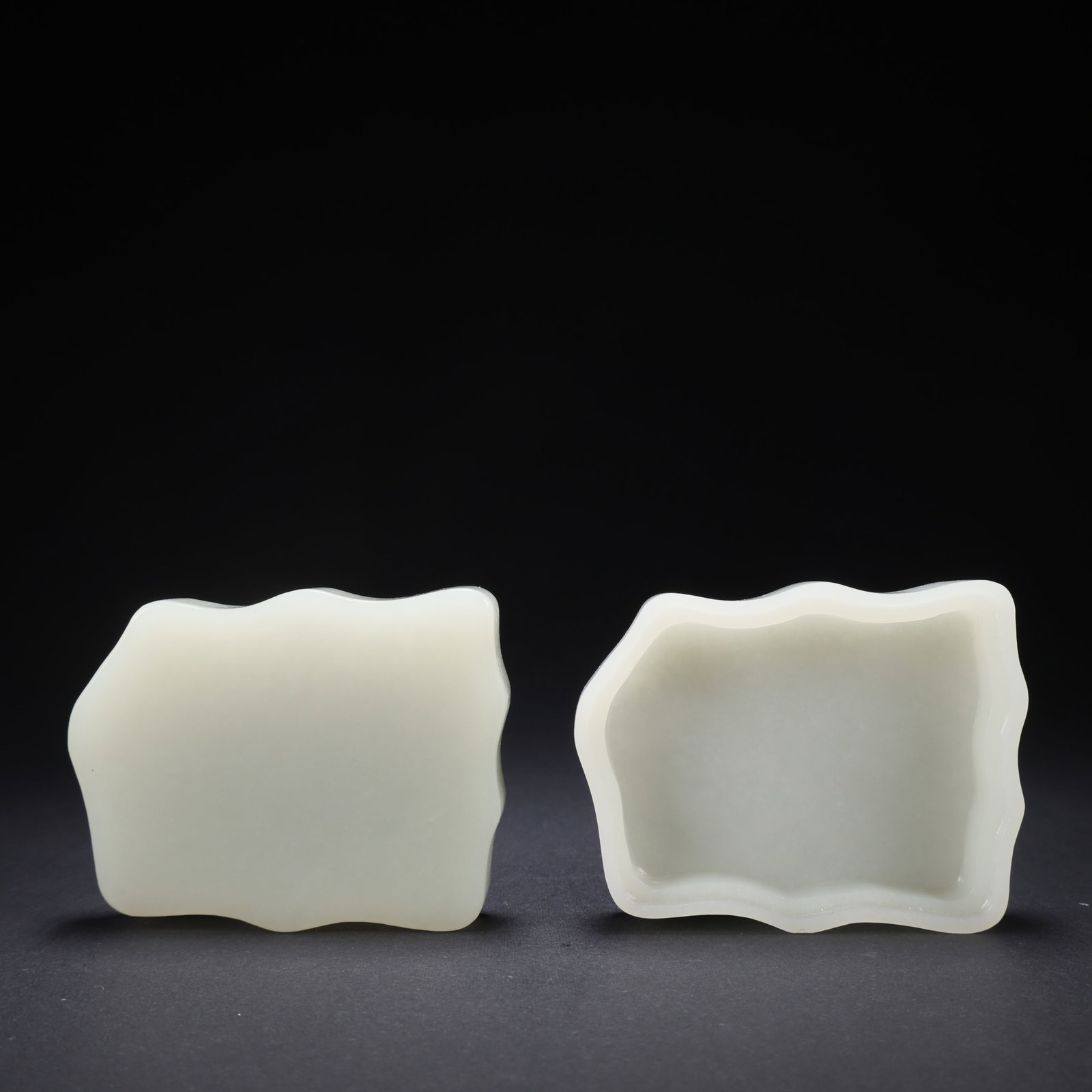 A HETIAN JADE COVERED BOX - 9