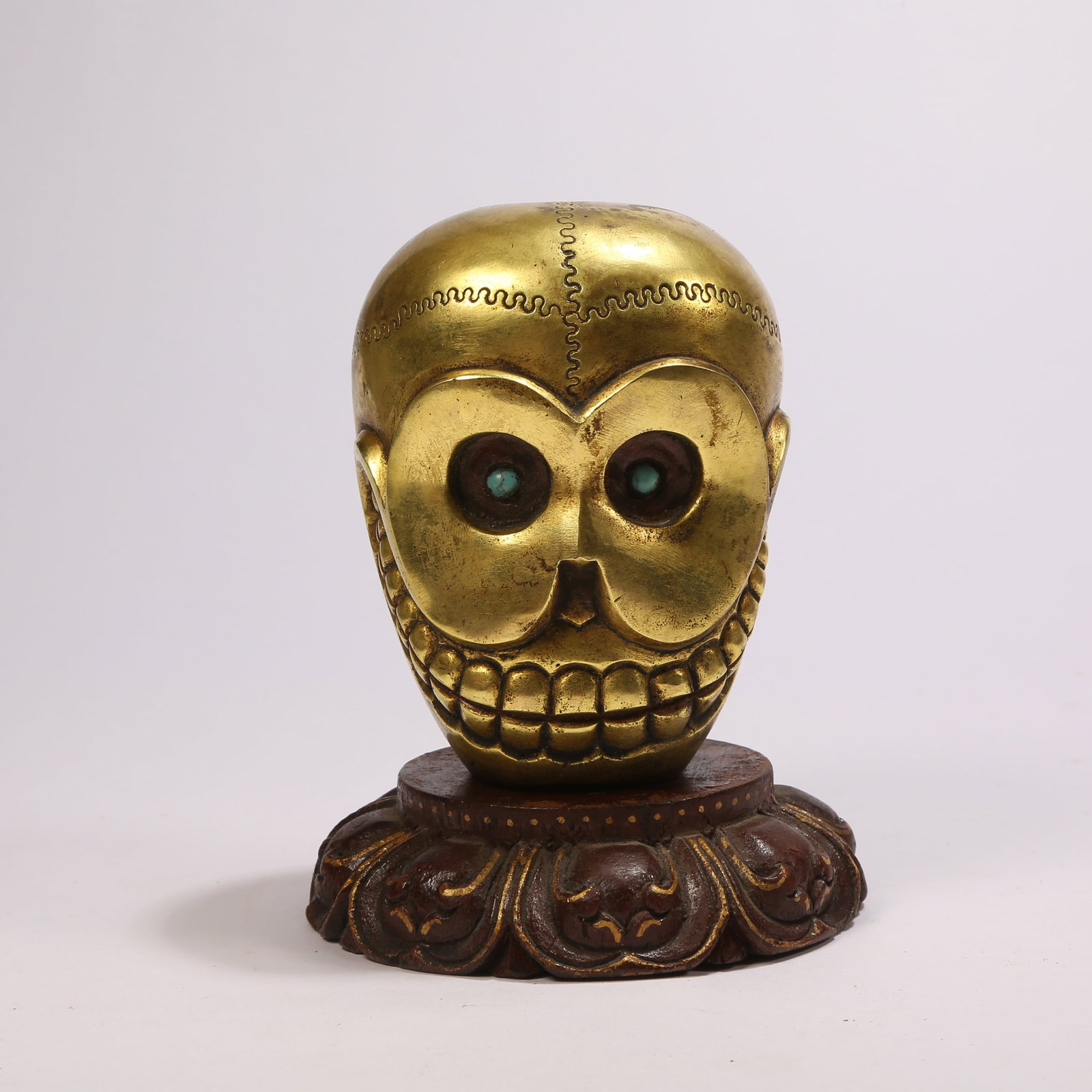 A GILT BRONZE SHITALIN FIGURE (1 of 8)