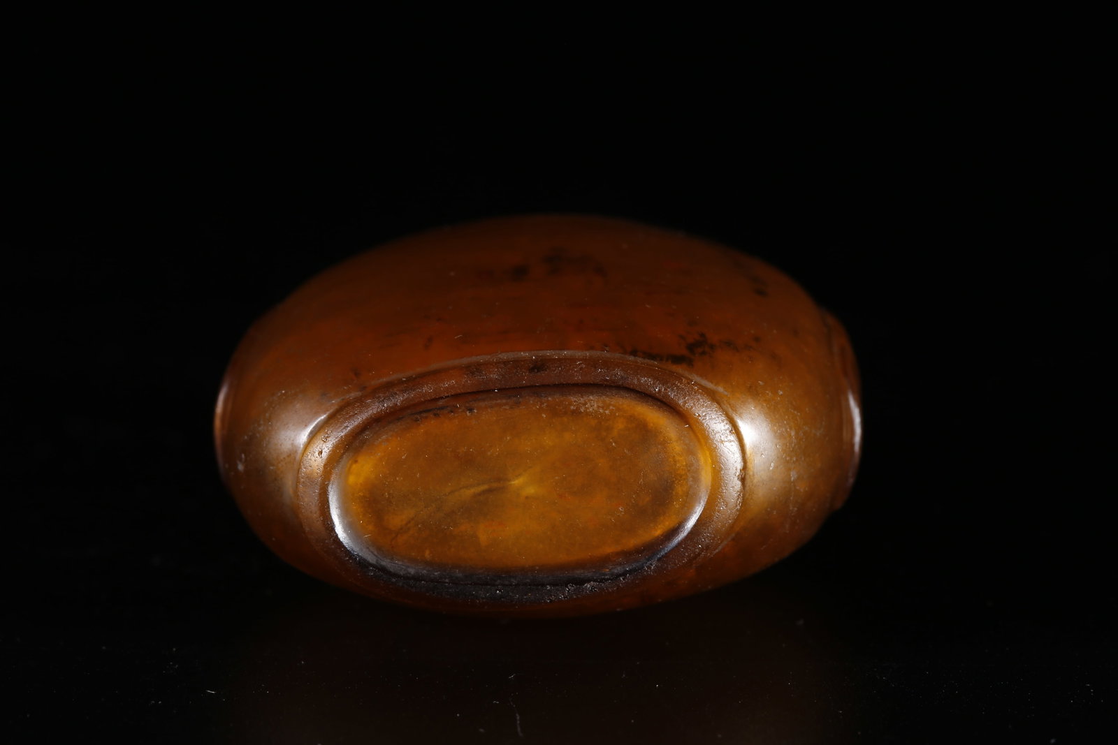 A CRYSTAL SNUFF BOTTLE - 10