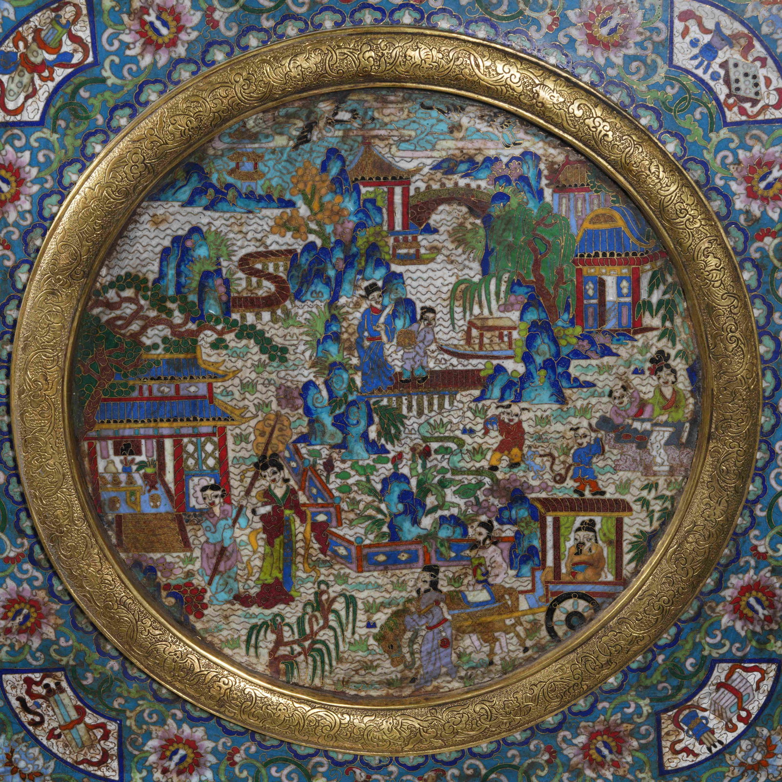A CLOISONNÉ TABLE SCREEN WITH FIGURE PATTERN - 2