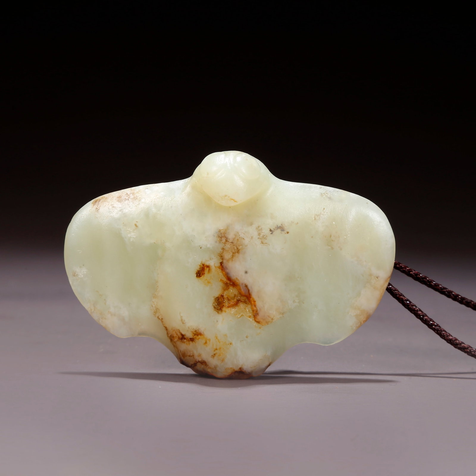 A ANCIENT JADE CARVED OWL (1 of 7)