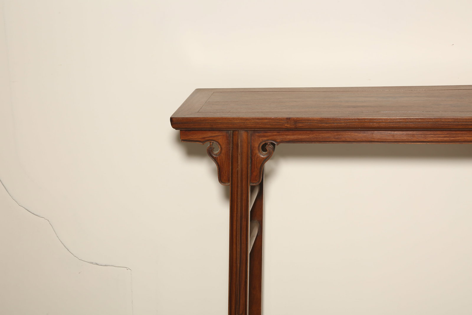 A HUANGHUALI FLAT-TOP TABLE - 3
