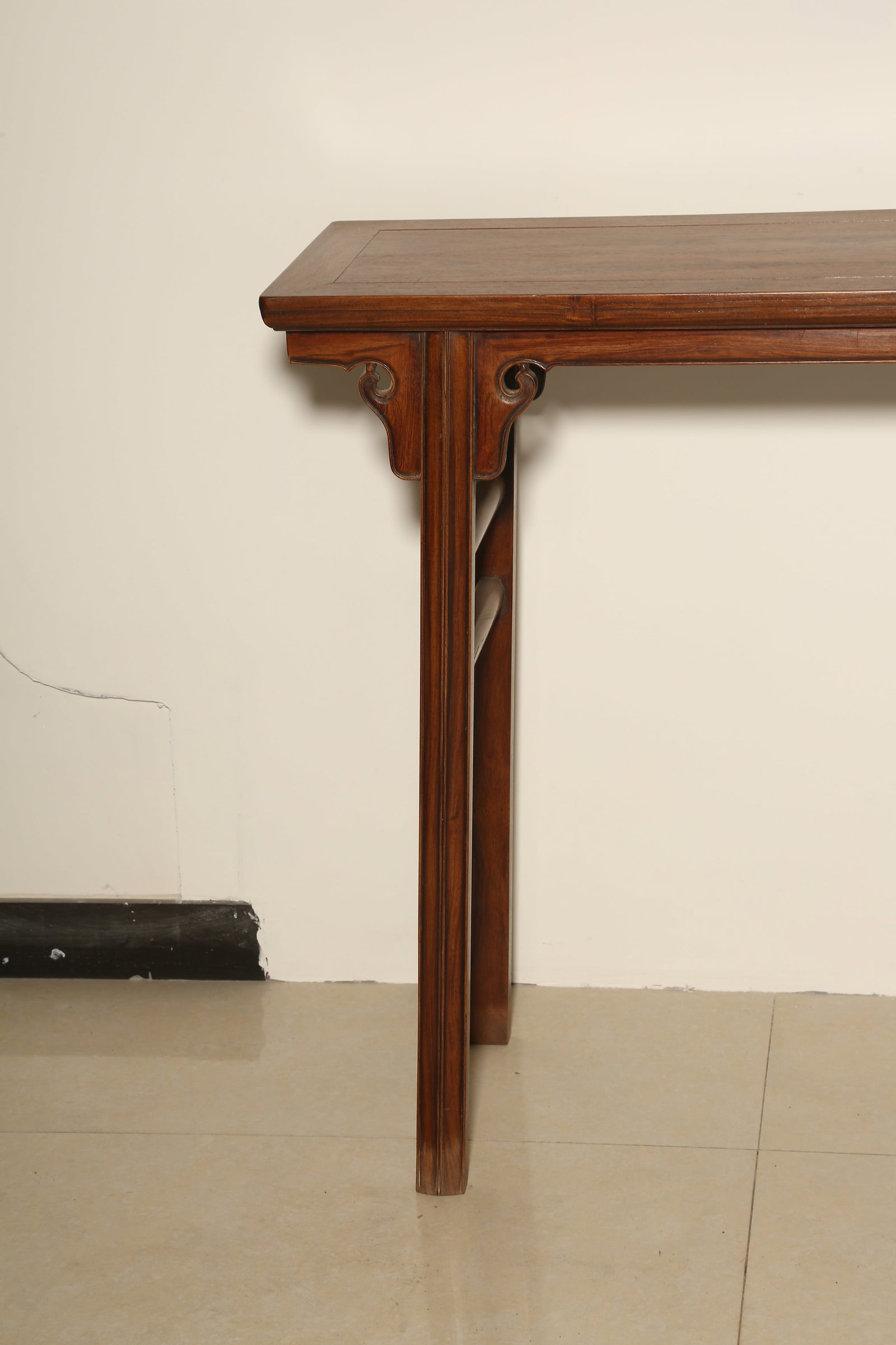 A HUANGHUALI FLAT-TOP TABLE - 5