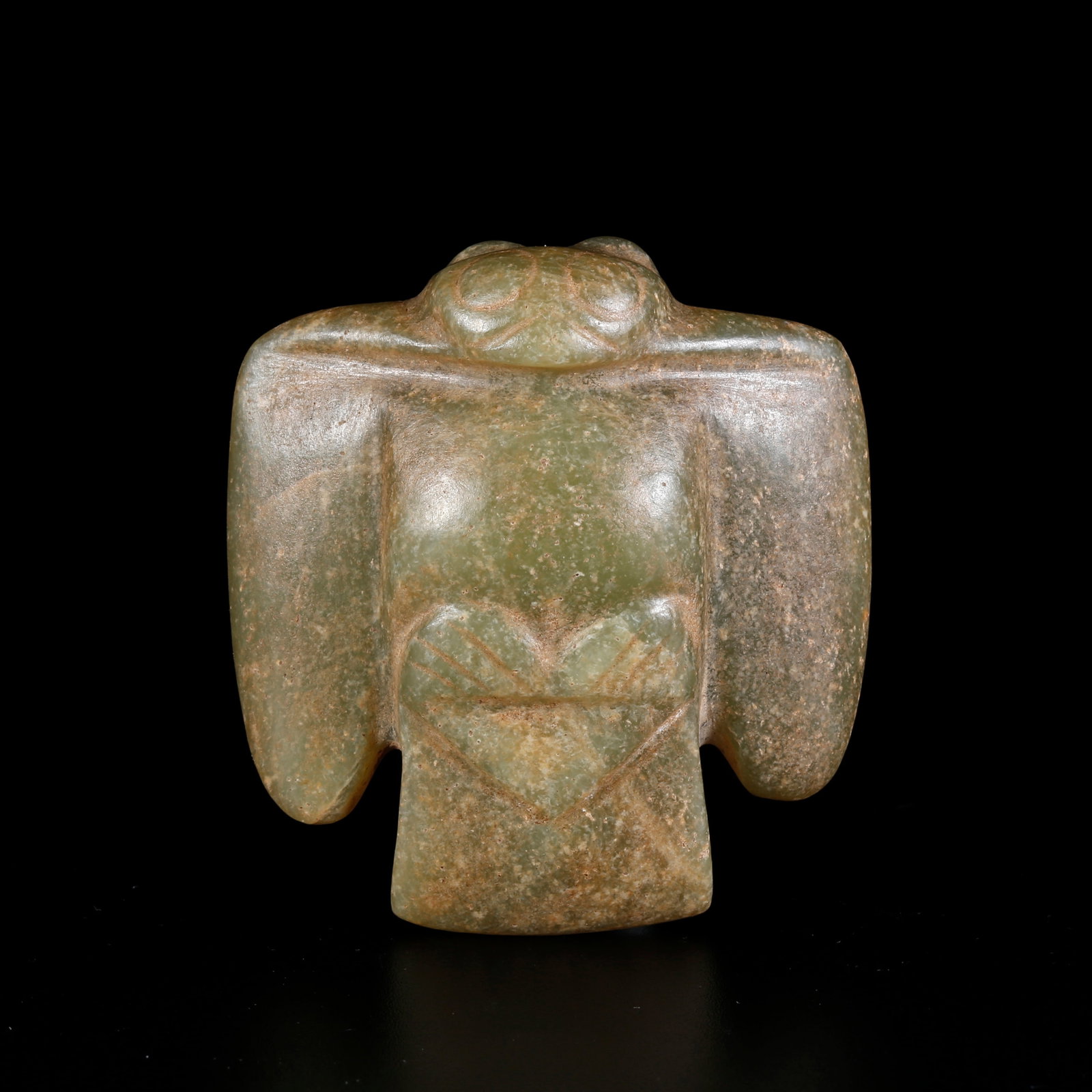 A ARCHAIC JADE CARVED OWL: Archaic Jade Carved Owl