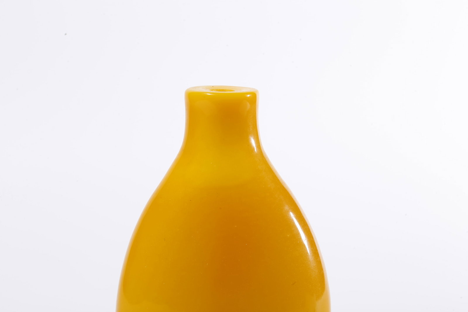 A GLASS SNUFF BOTTLE - 8