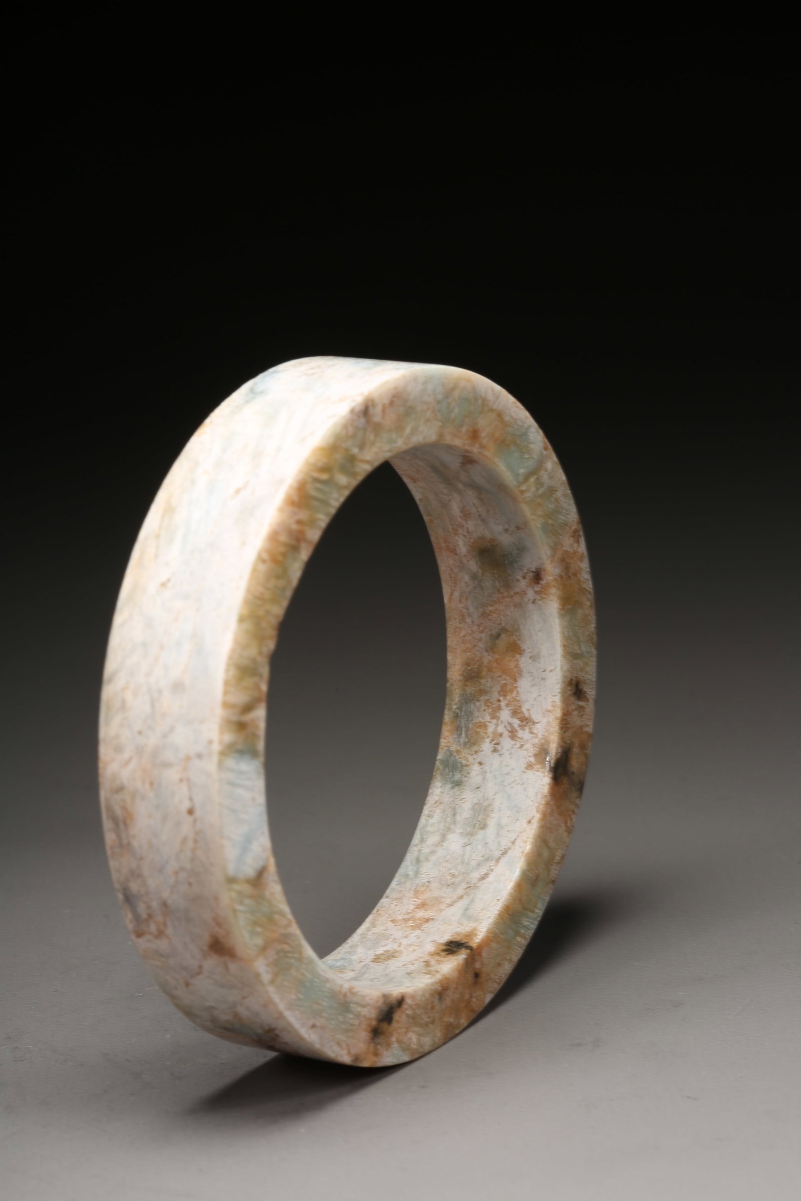 A ANCIENT JADE RING - 10