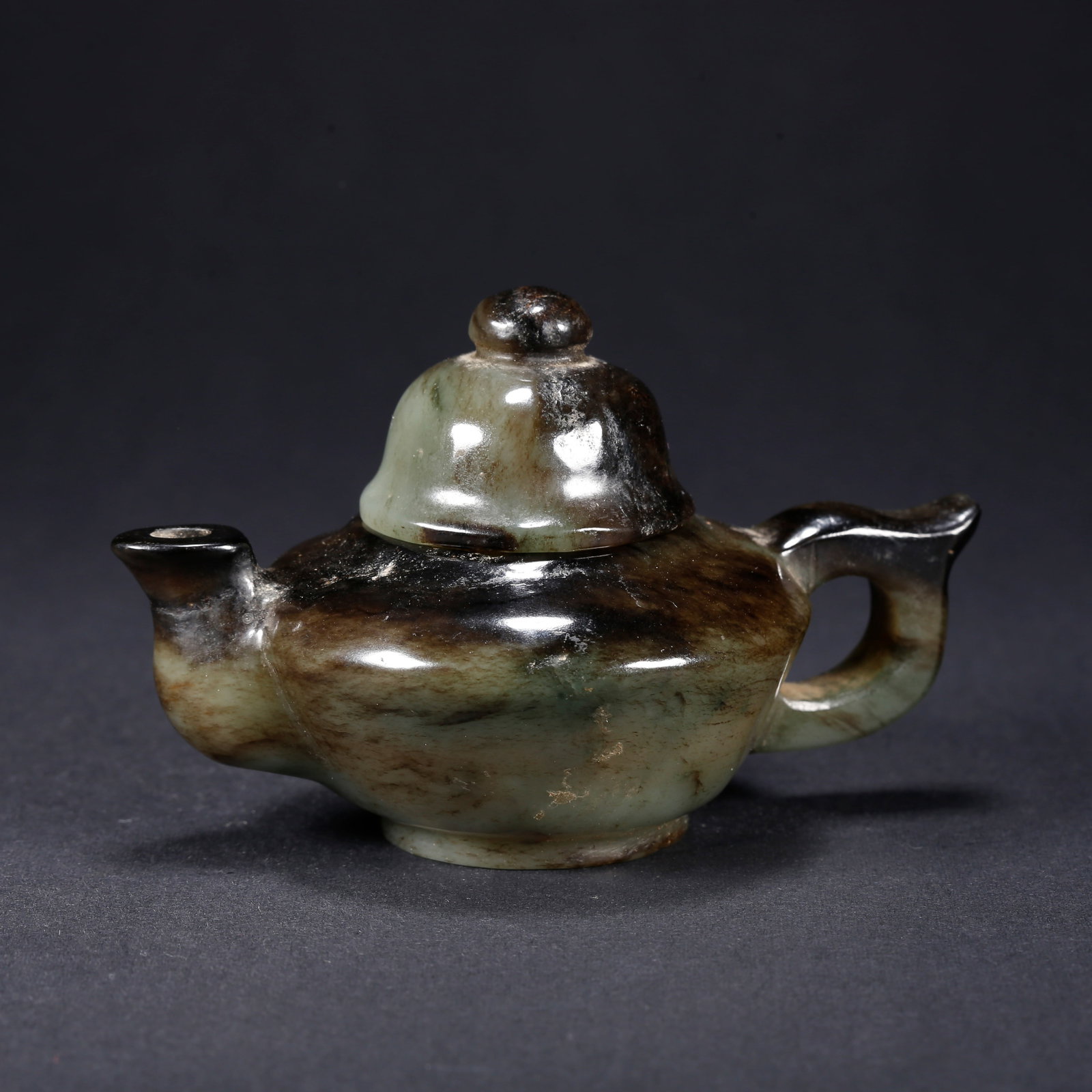 A HETIAN BIYU EWER (1 of 9)