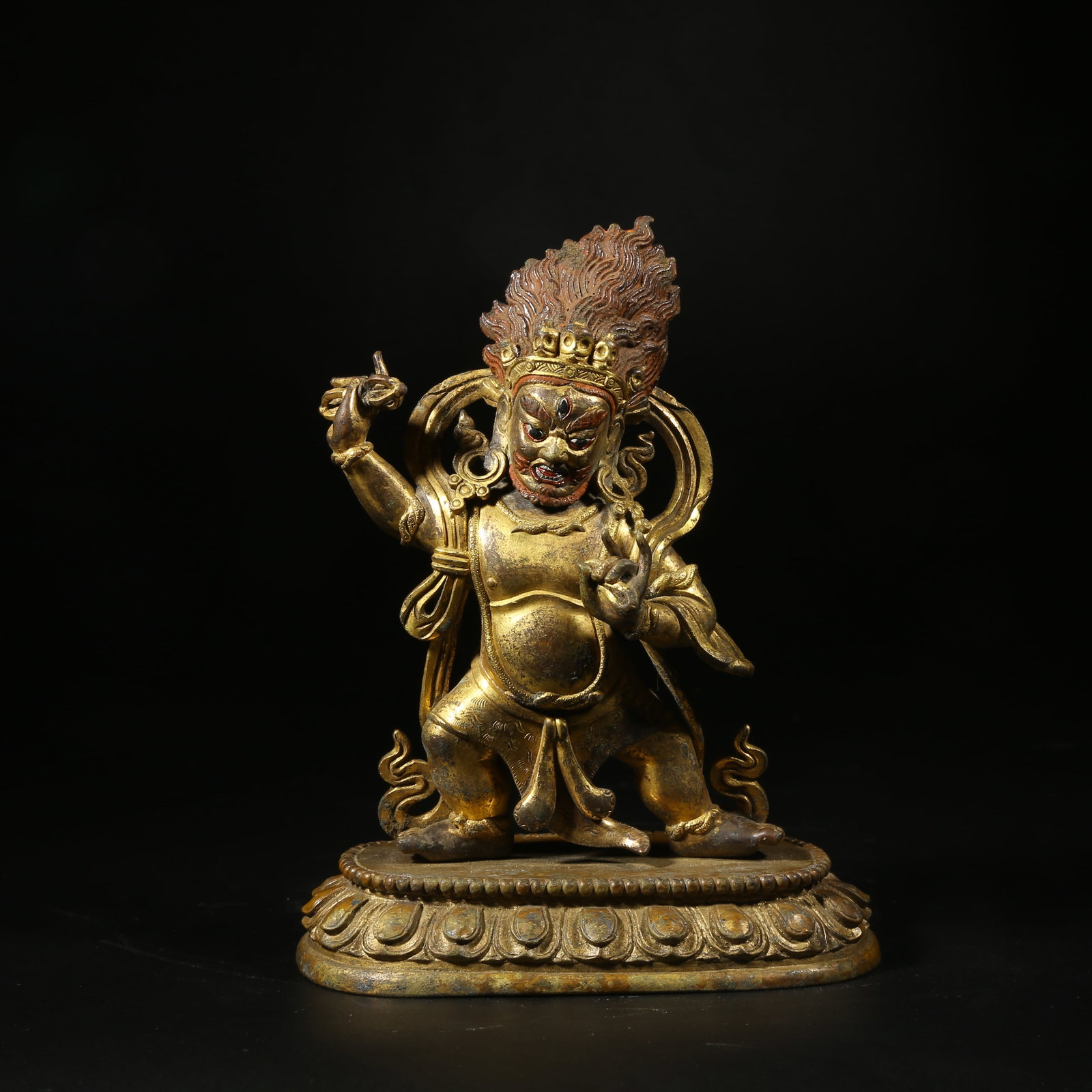 A GILT-BRONZE STATUE OF VAJRAPANI (1 of 8)