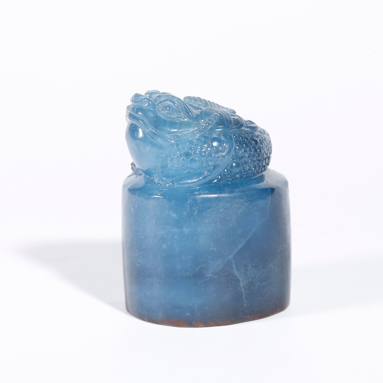 A AQUAMARINE SEAL WITH THREE-LEGGED GOLDEN TOAD KNOB (1 of 9)