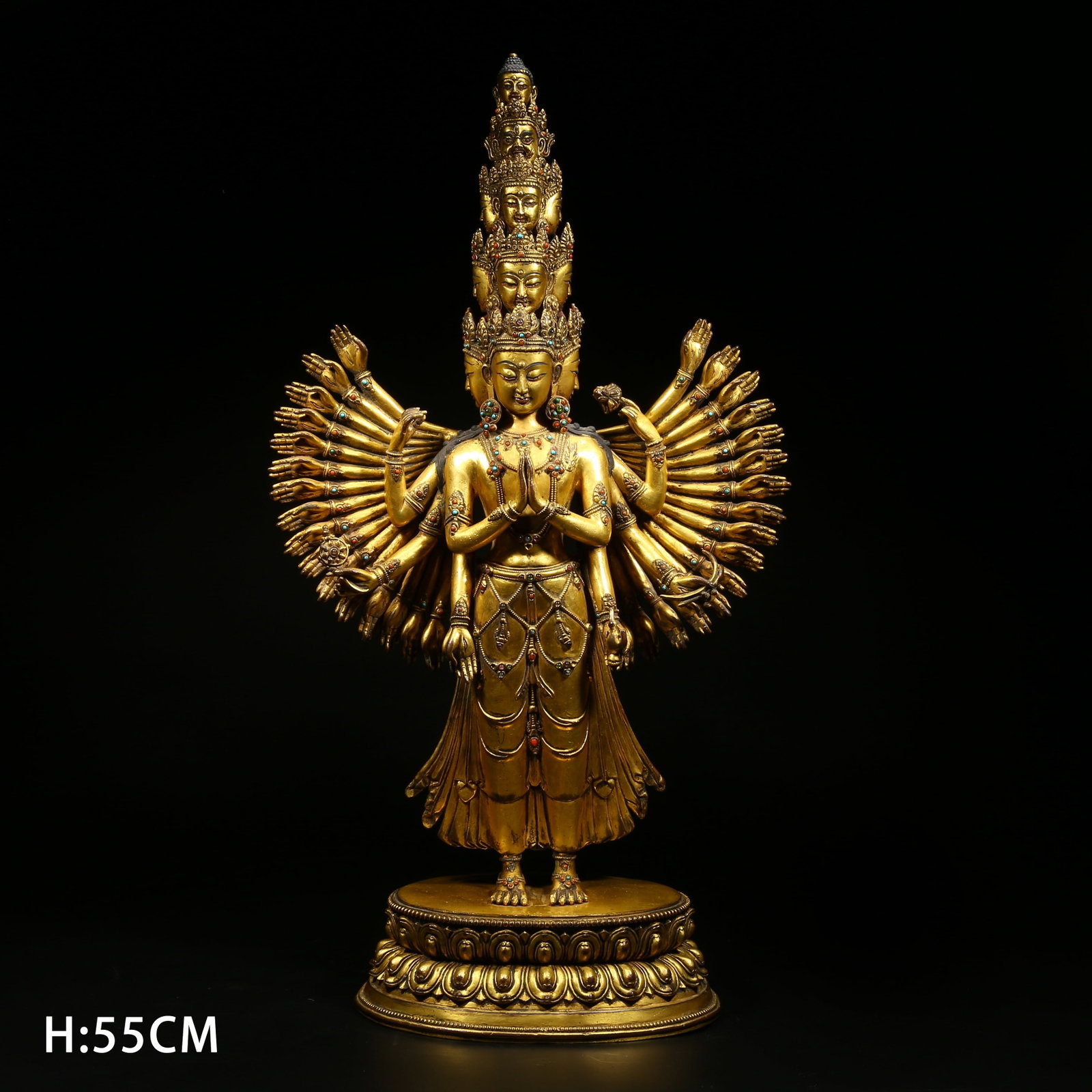 A GILT BRONZE STATUE OF THOUSAND-ARMED AVALOKITESHVARA (1 of 10)