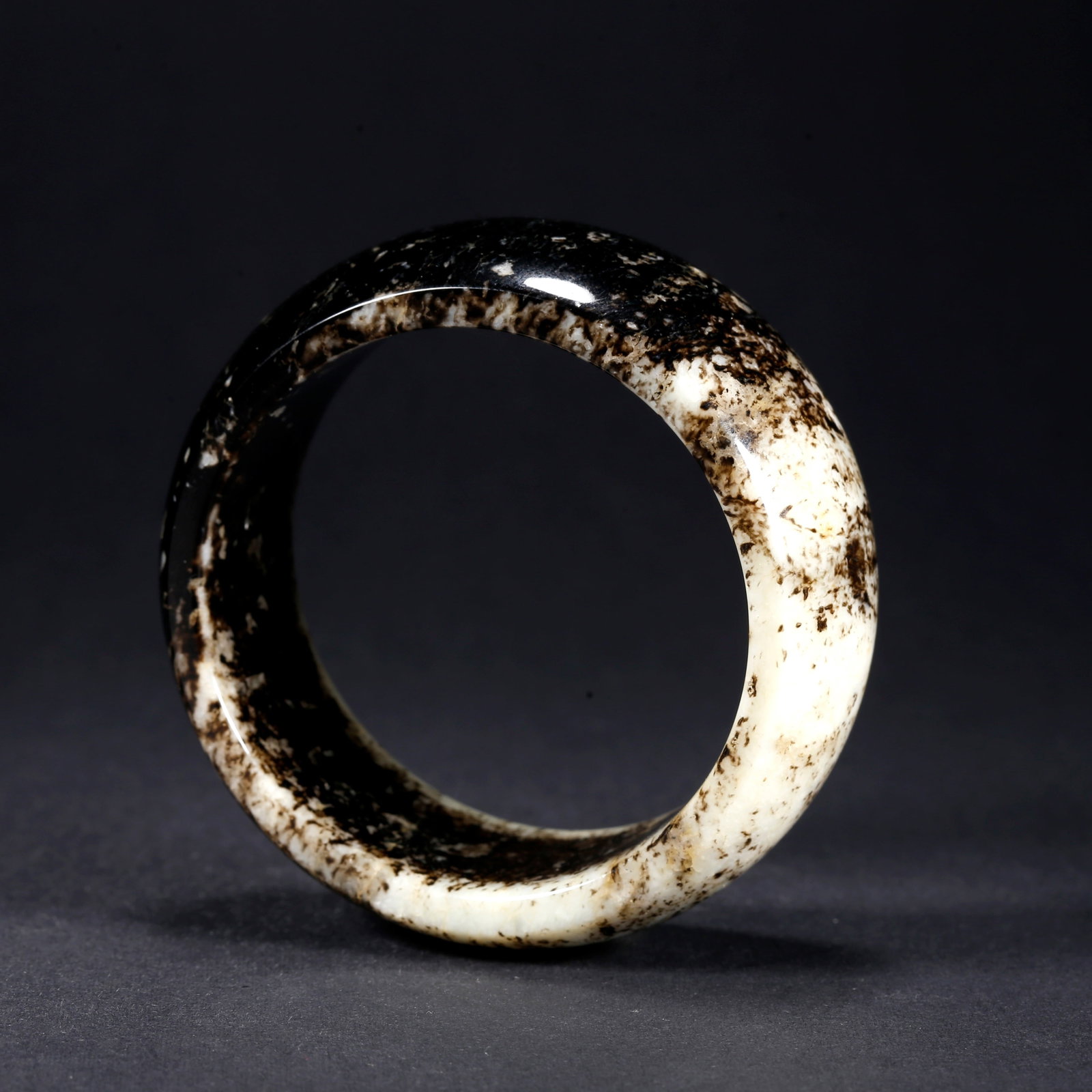 A HETIAN JADE BRACELET (1 of 8)