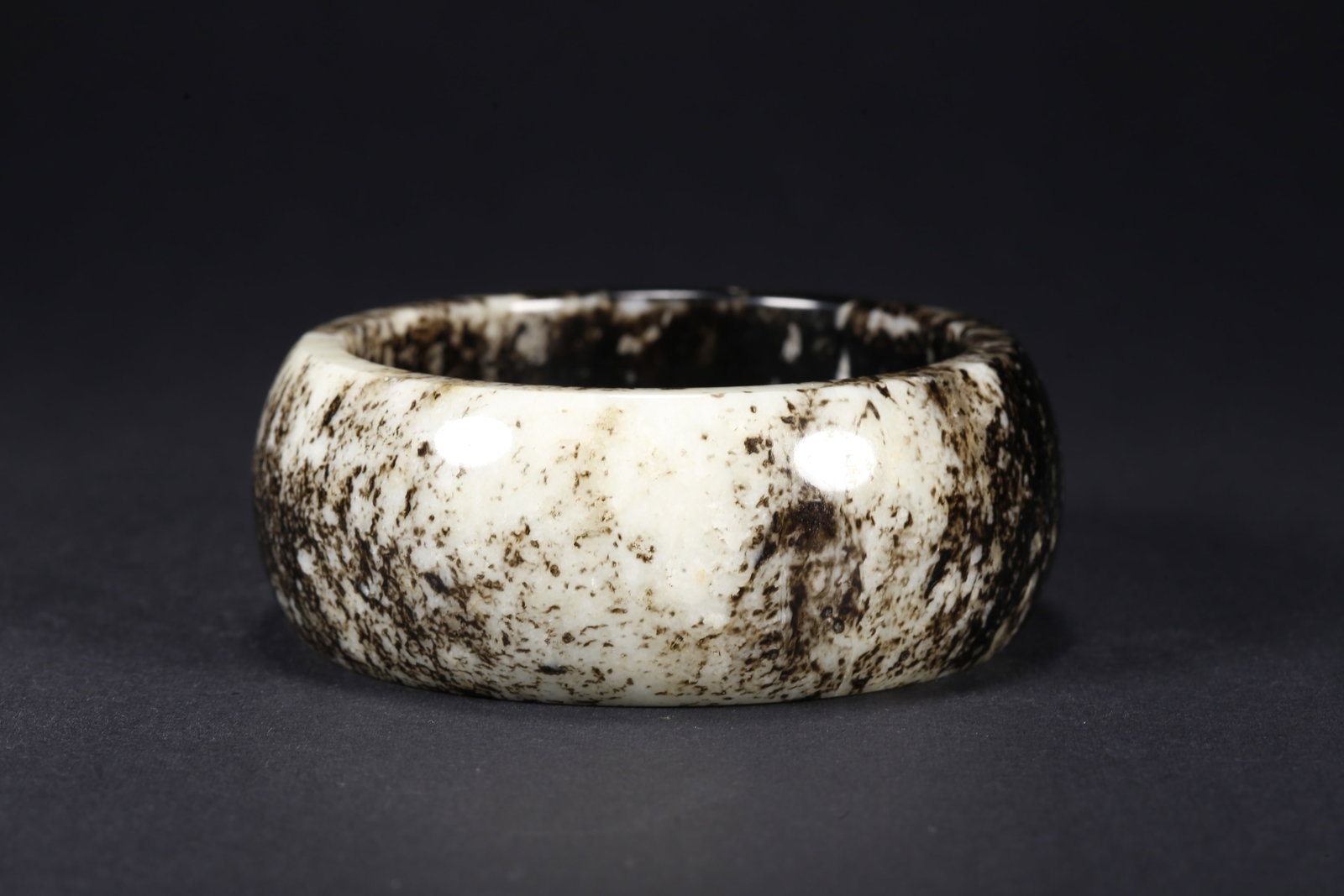 A HETIAN JADE BRACELET - 5
