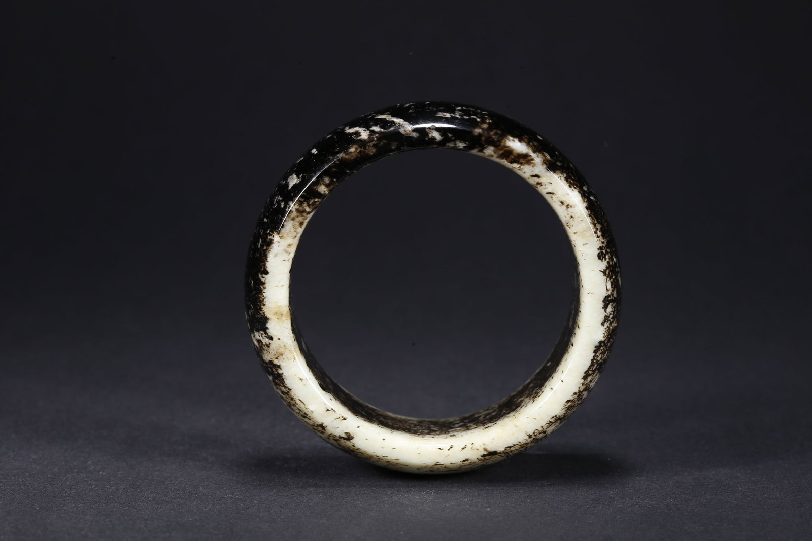A HETIAN JADE BRACELET - 8