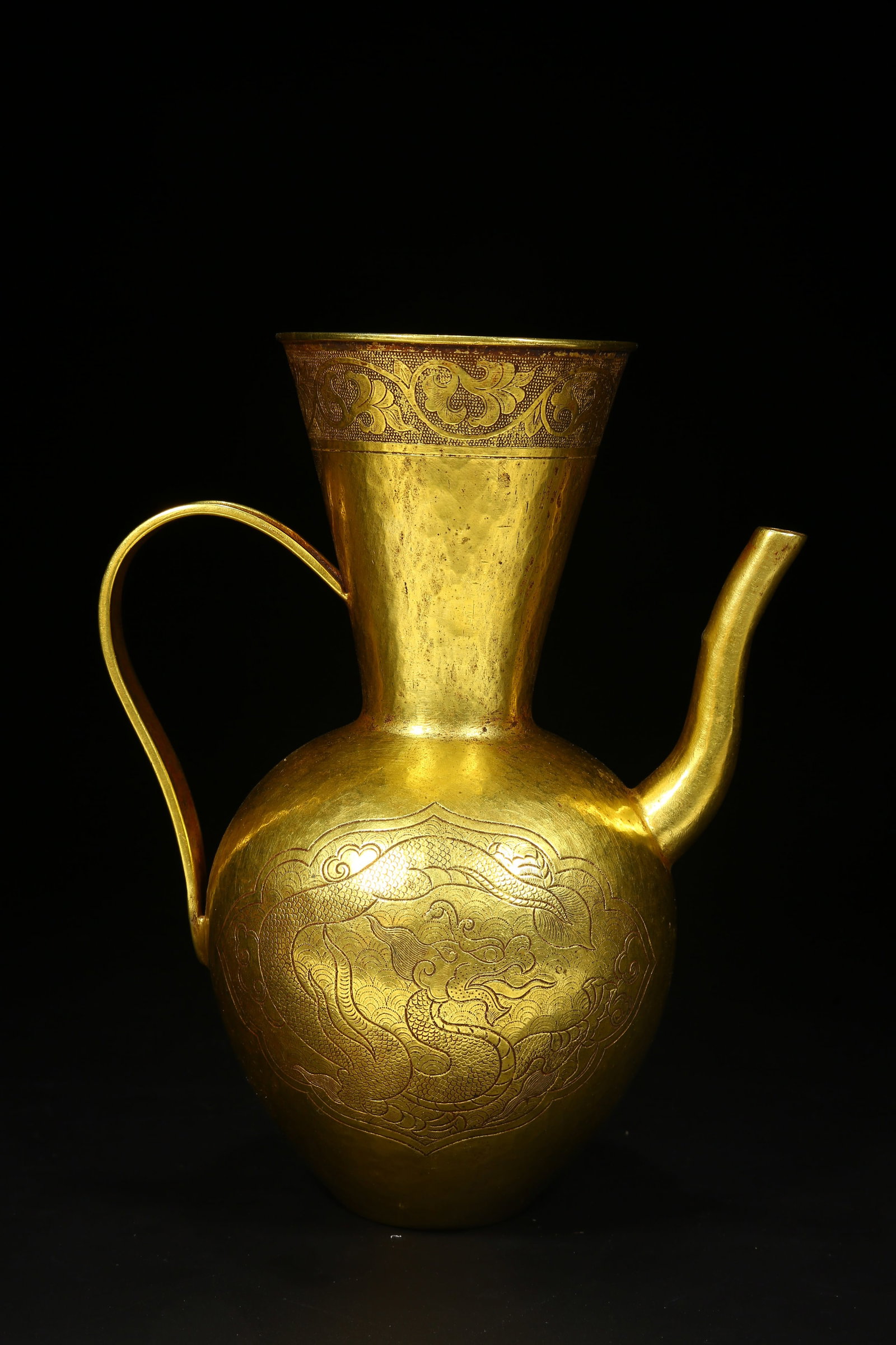 A BRONZE GILT DRAGON-PATTERNED EWER - 6