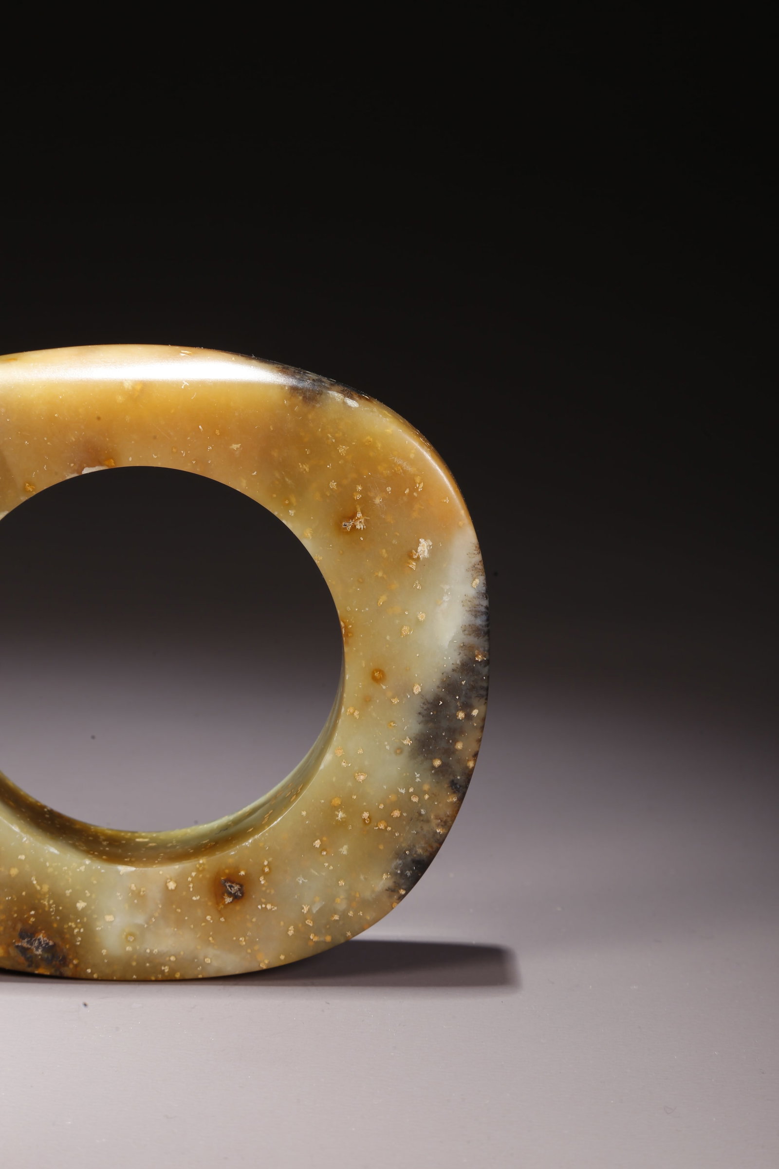 A ANCIENT JADE BI RING - 2