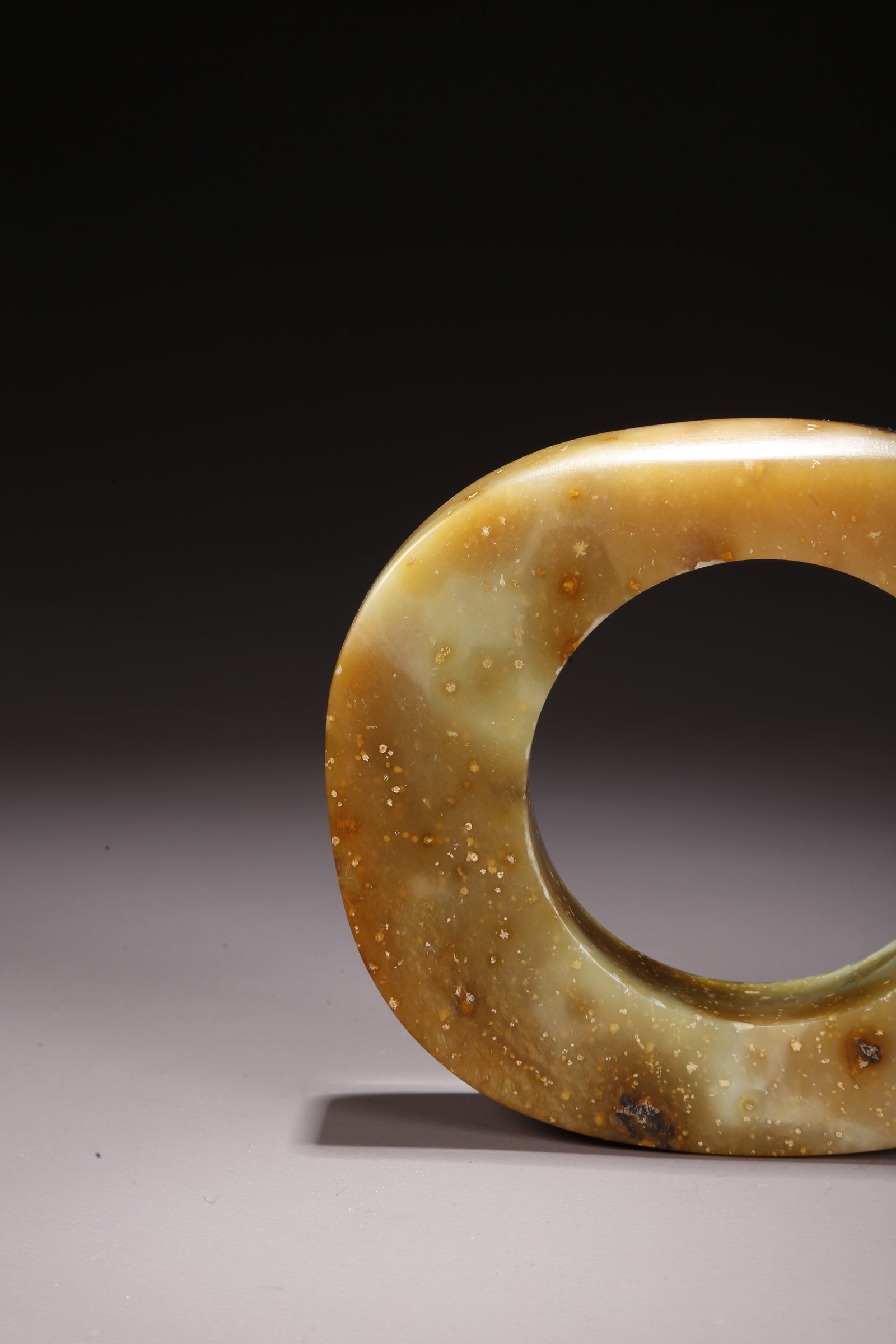 A ANCIENT JADE BI RING - 3