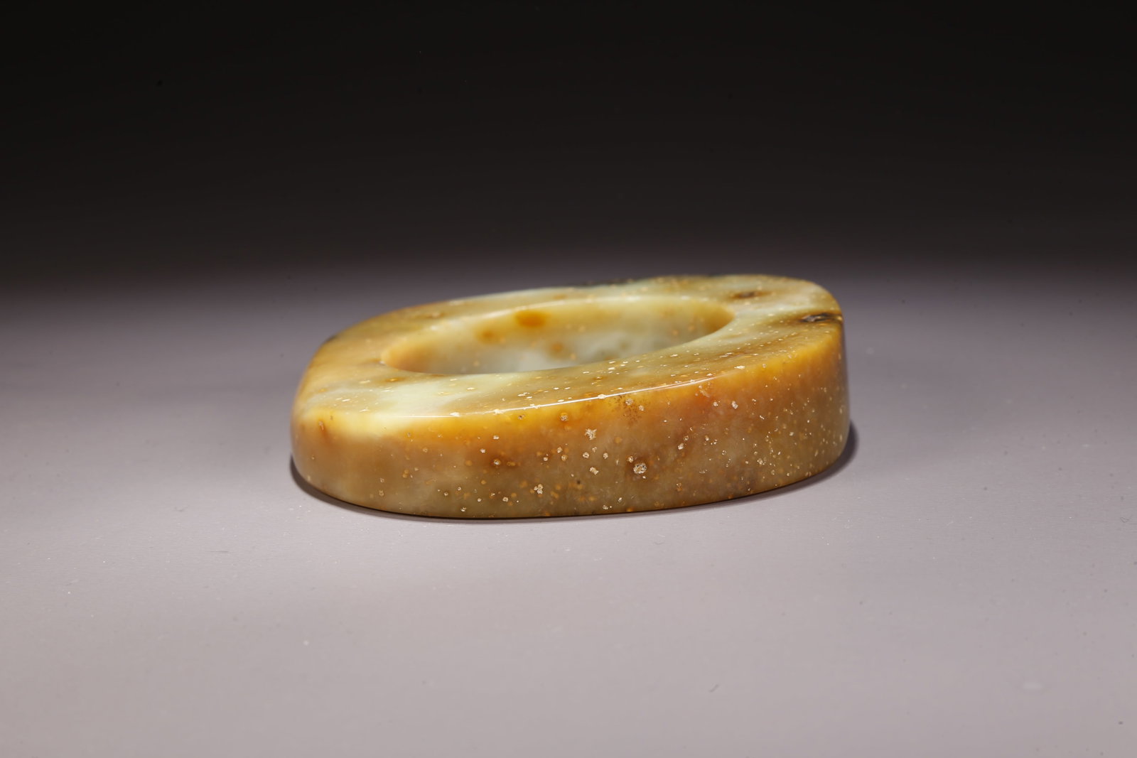 A ANCIENT JADE BI RING - 7