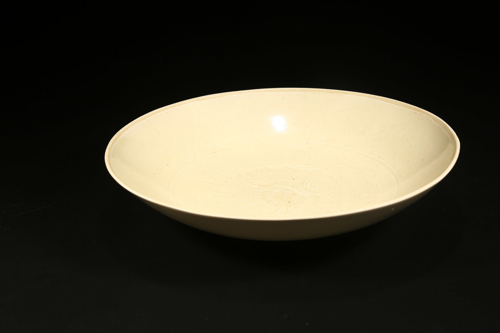 A DING WARE PLATE - 4