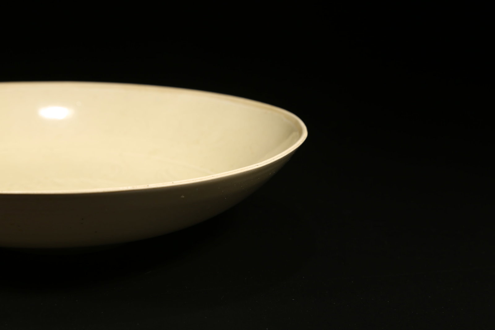 A DING WARE PLATE - 5