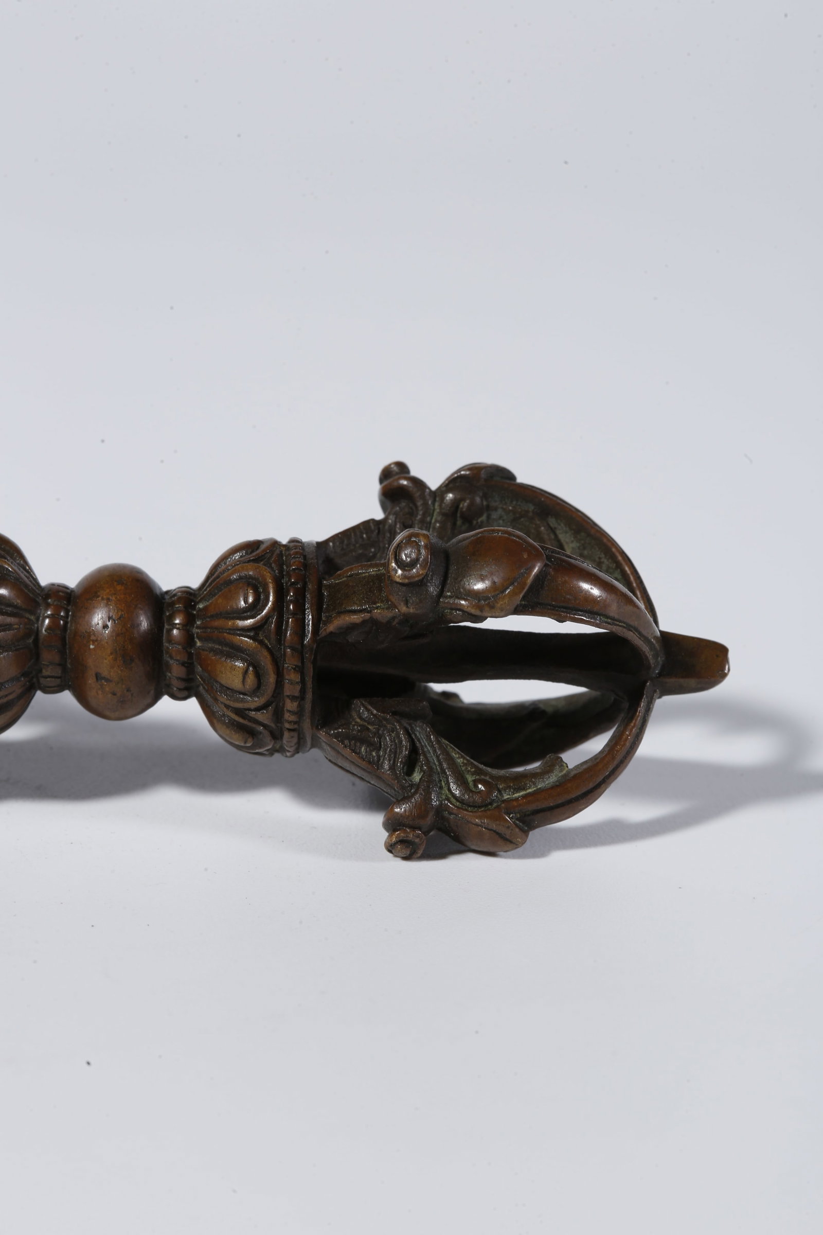 A BRONZE RITUAL OBJECT - 4