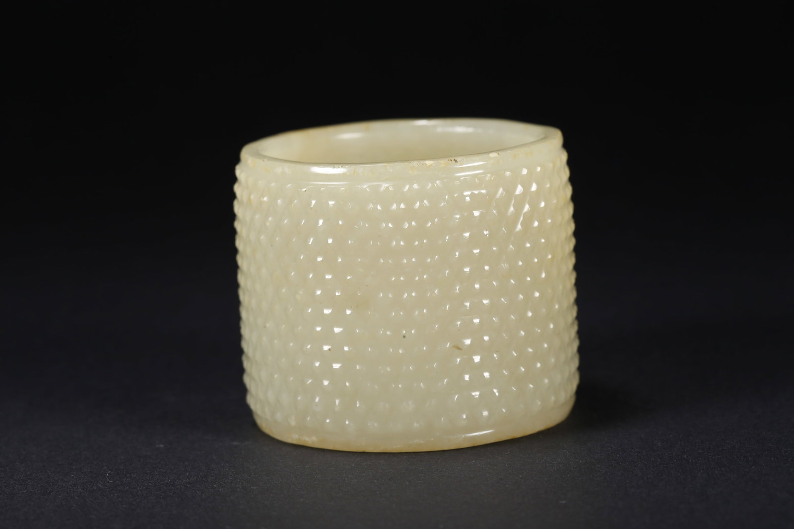 A HETIAN JADE FIGURINE - 2