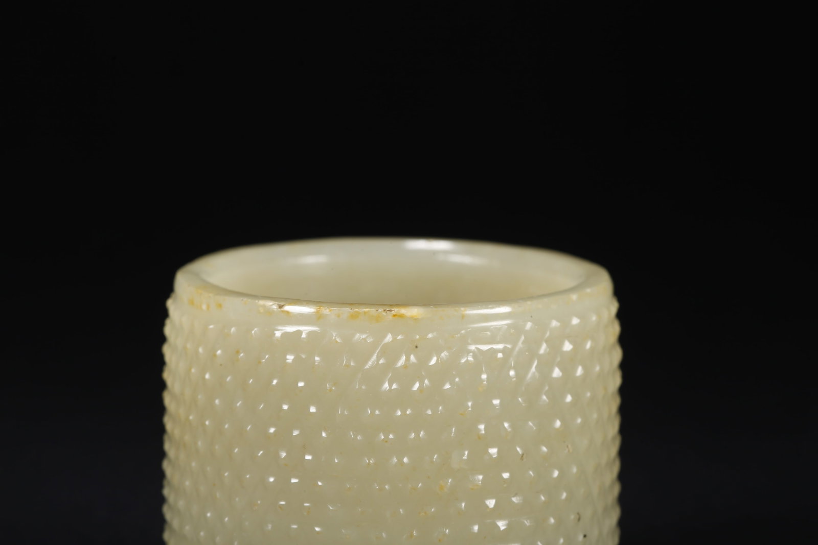 A HETIAN JADE FIGURINE - 6