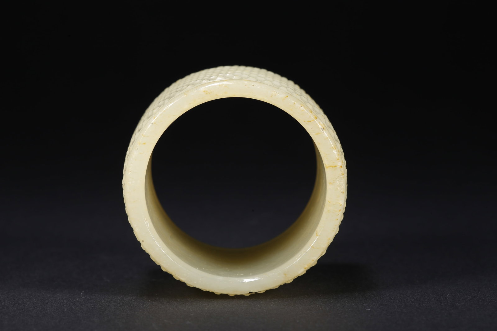 A HETIAN JADE FIGURINE - 9