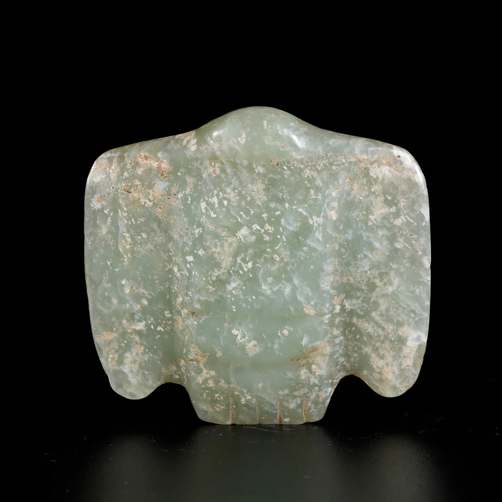 A ARCHAIC JADE CARVED OWL: Archaic Jade Carved Owl