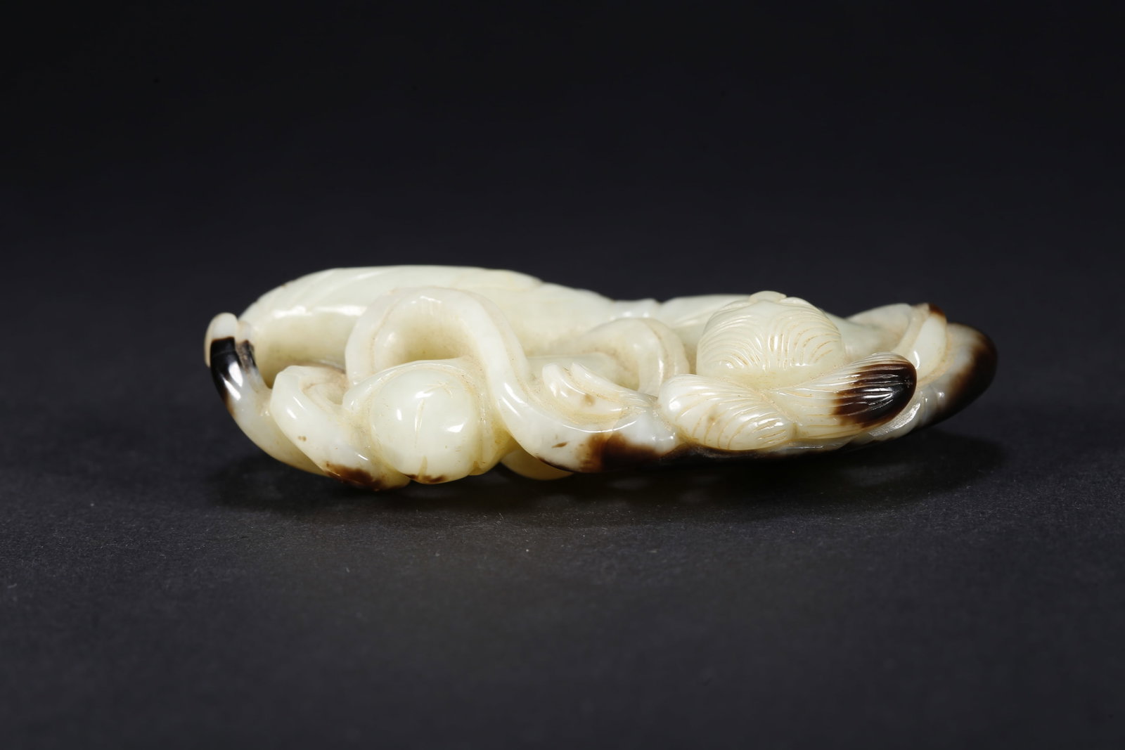 A HETIAN JADE FLYING APSARA - 6