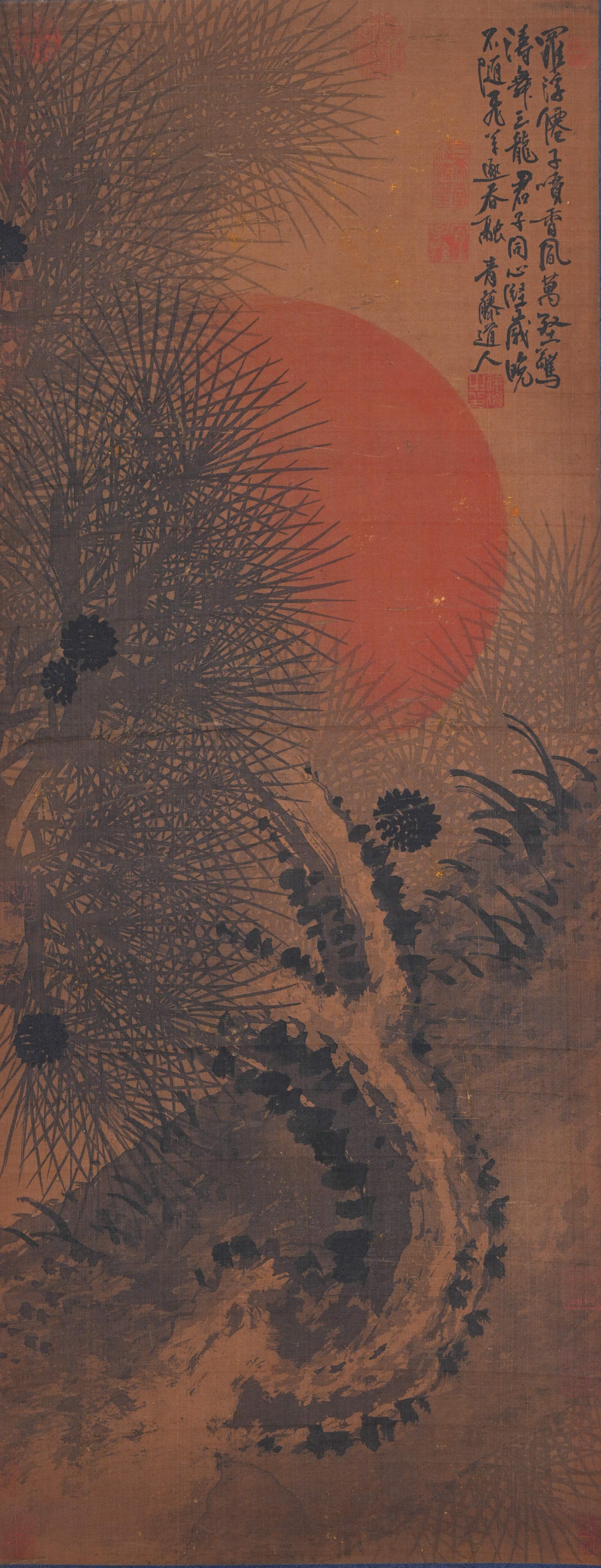 A PINE TREE PAINTING ON SILK BY XU WEI.徐渭: Pine Tree Painting on Silk by Xu Wei.徐渭