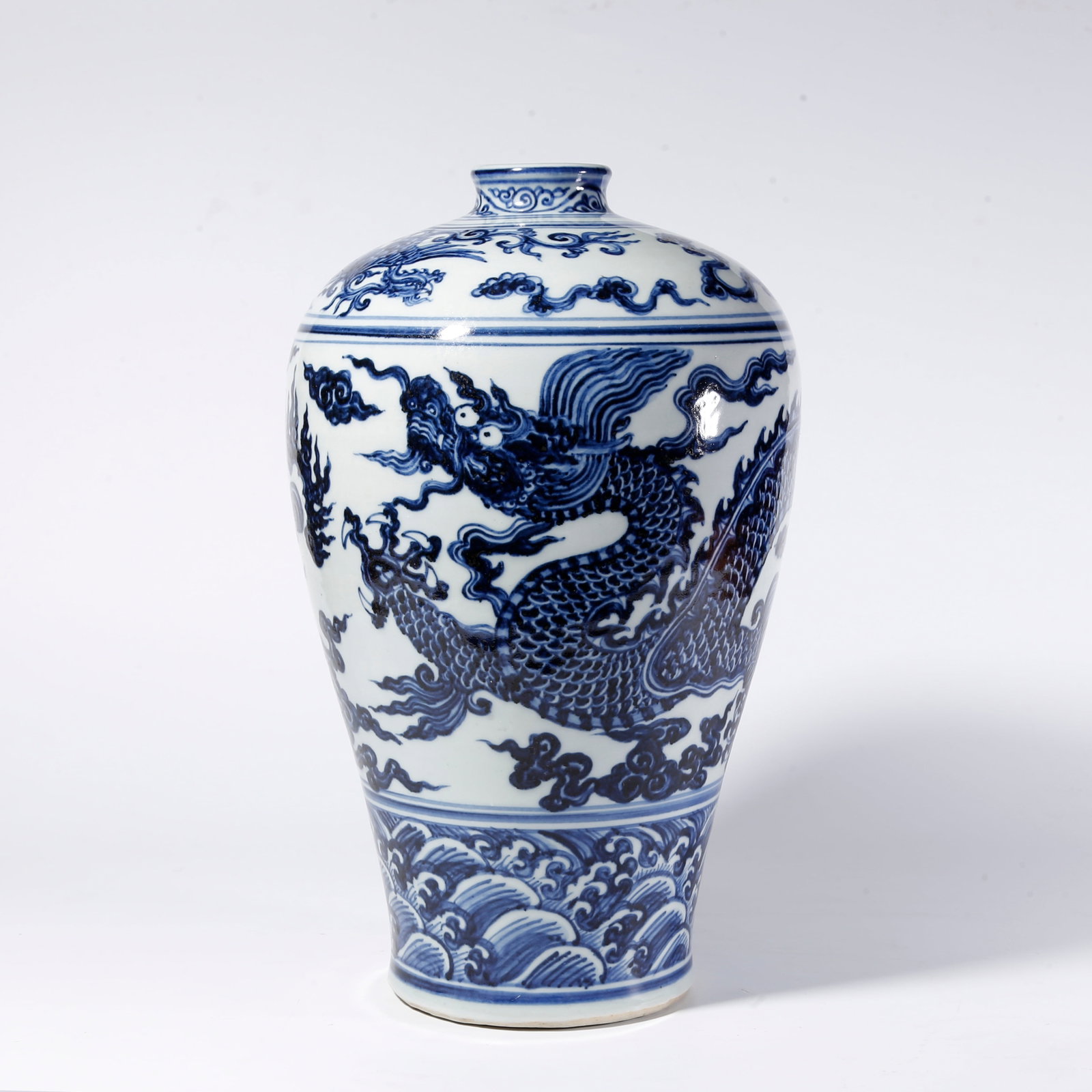 A BLUE-AND-WHITE SEA DRAGON PATTERN PLUM VASE (1 of 10)