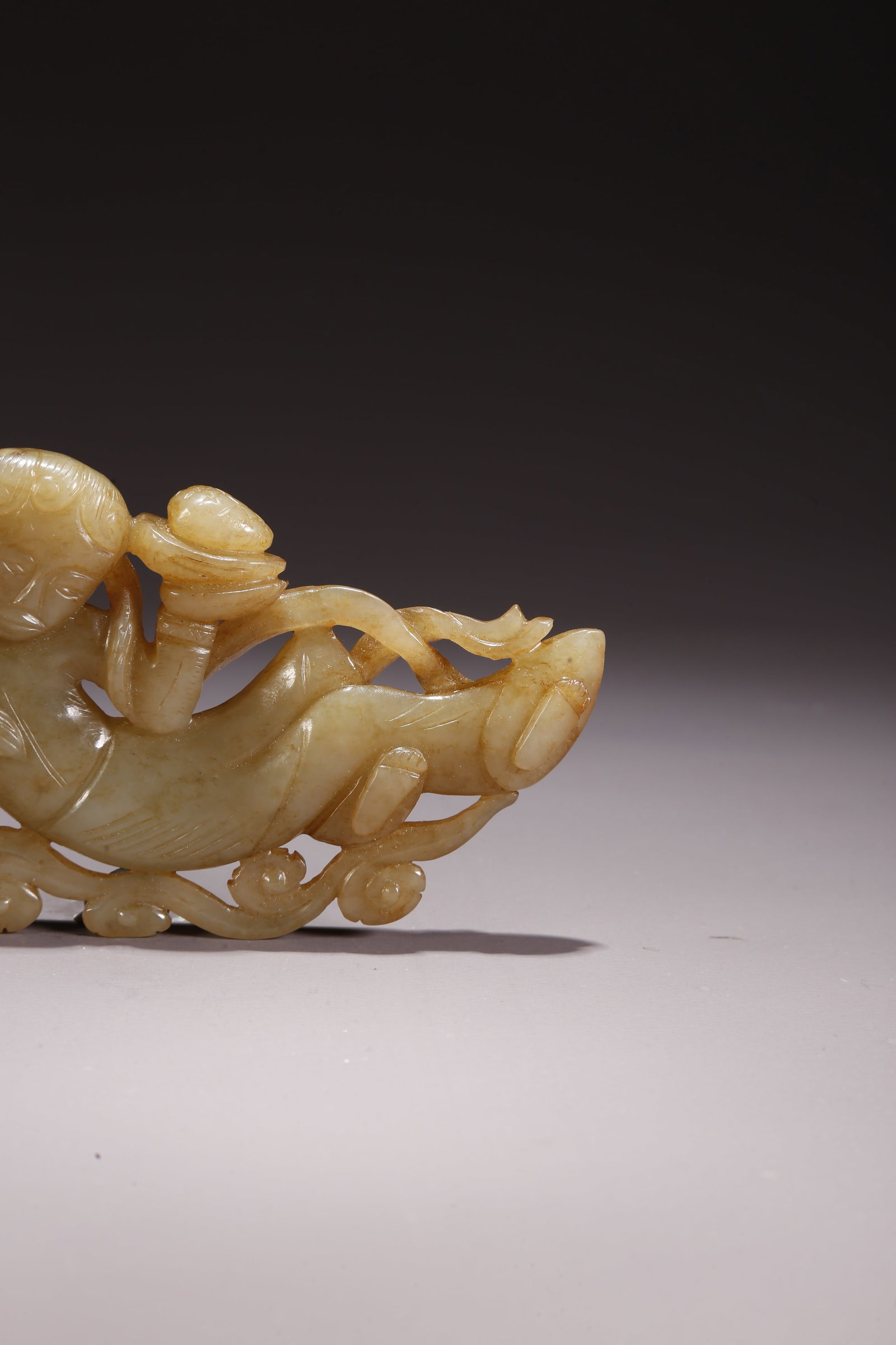 A HETIAN JADE FLYING APSARA - 3