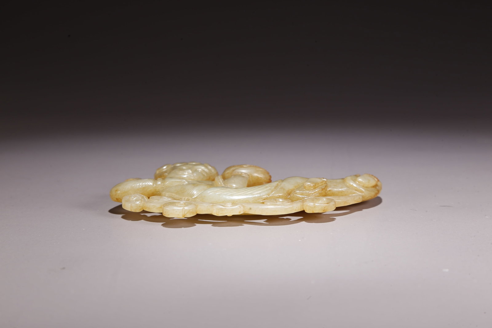 A HETIAN JADE FLYING APSARA - 4