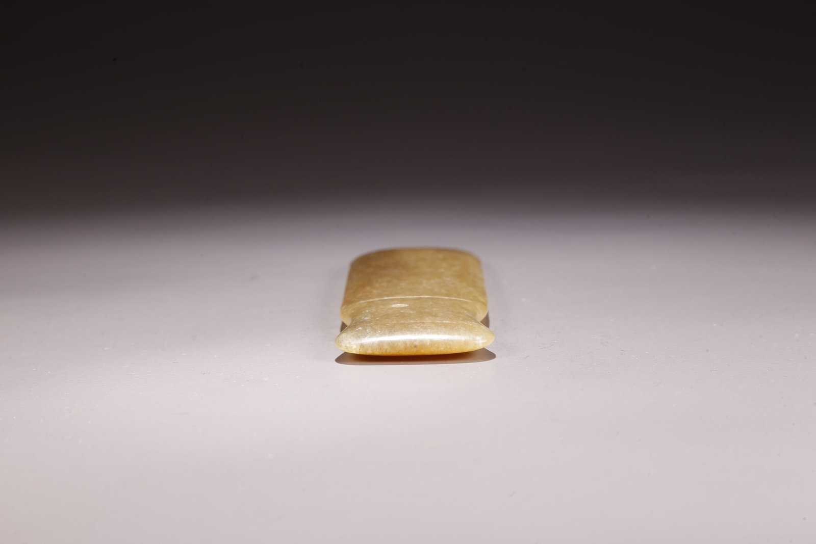 A ANCIENT JADE HANDLE-SHAPED OBJECT - 6